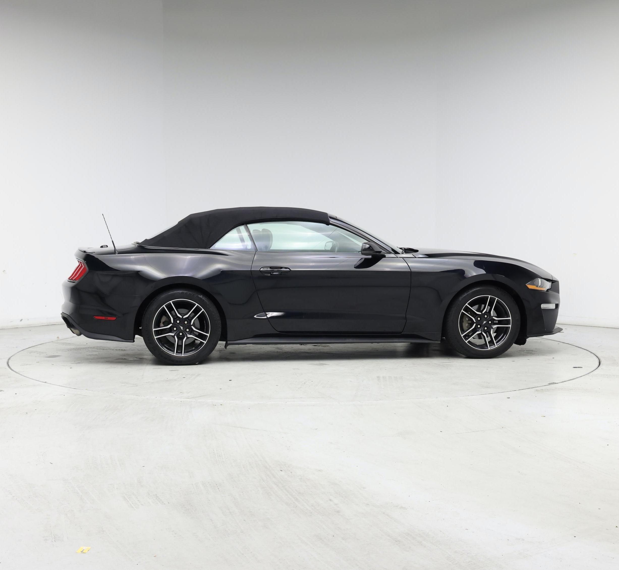 Thumbnail: 2018 Ford Mustang - 7