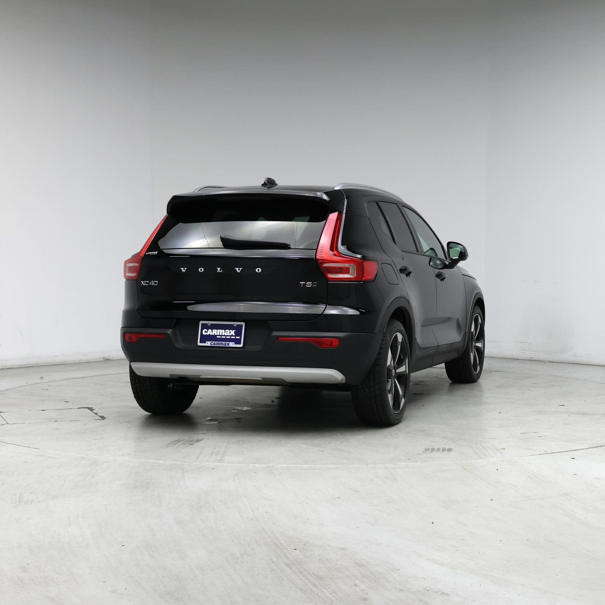 Thumbnail: 2019 Volvo XC40 - 8