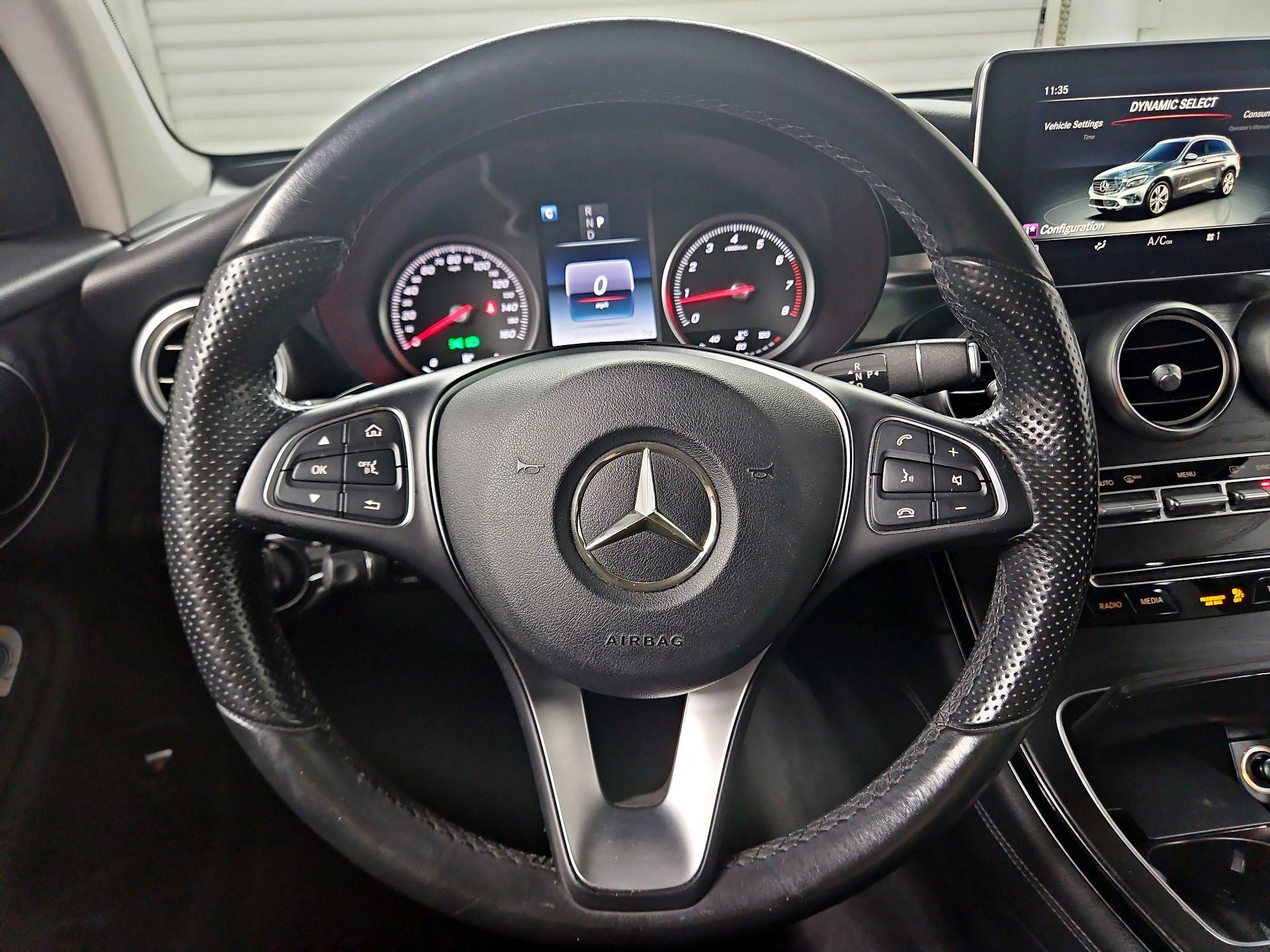 Thumbnail: 2016 Mercedes-Benz GLC - 10