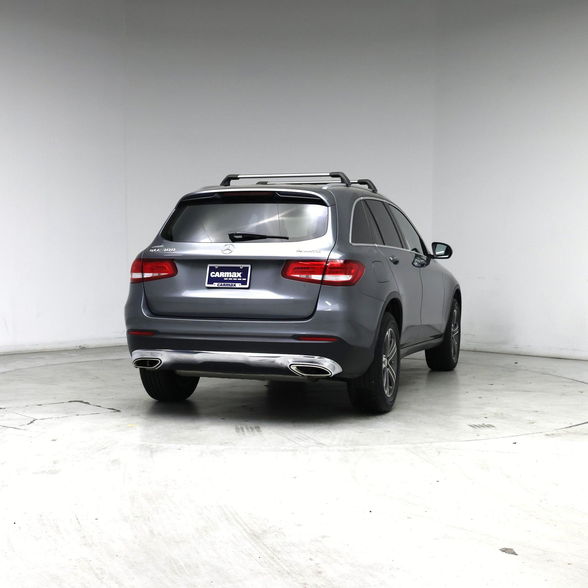 Thumbnail: 2016 Mercedes-Benz GLC - 8