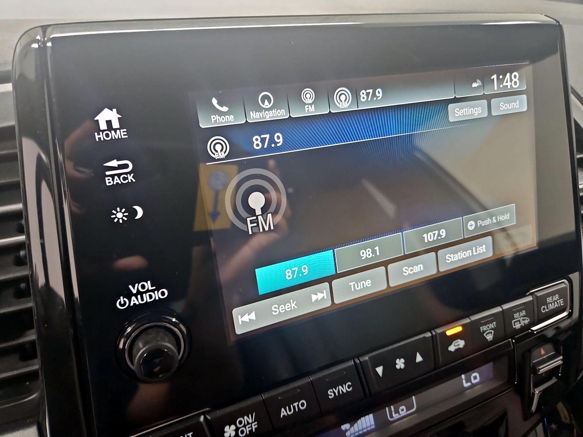 Thumbnail: 2019 Honda Odyssey - 16