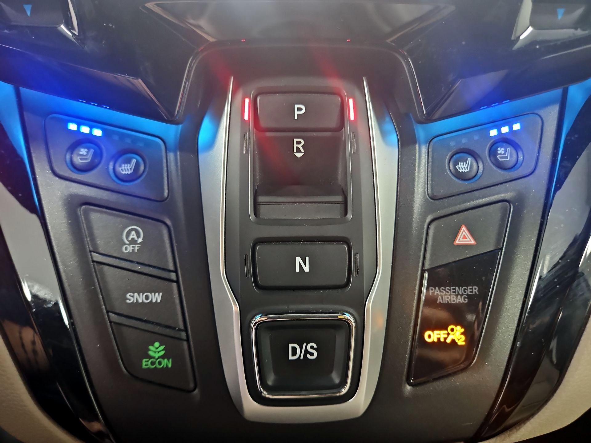 Thumbnail: 2019 Honda Odyssey - 18