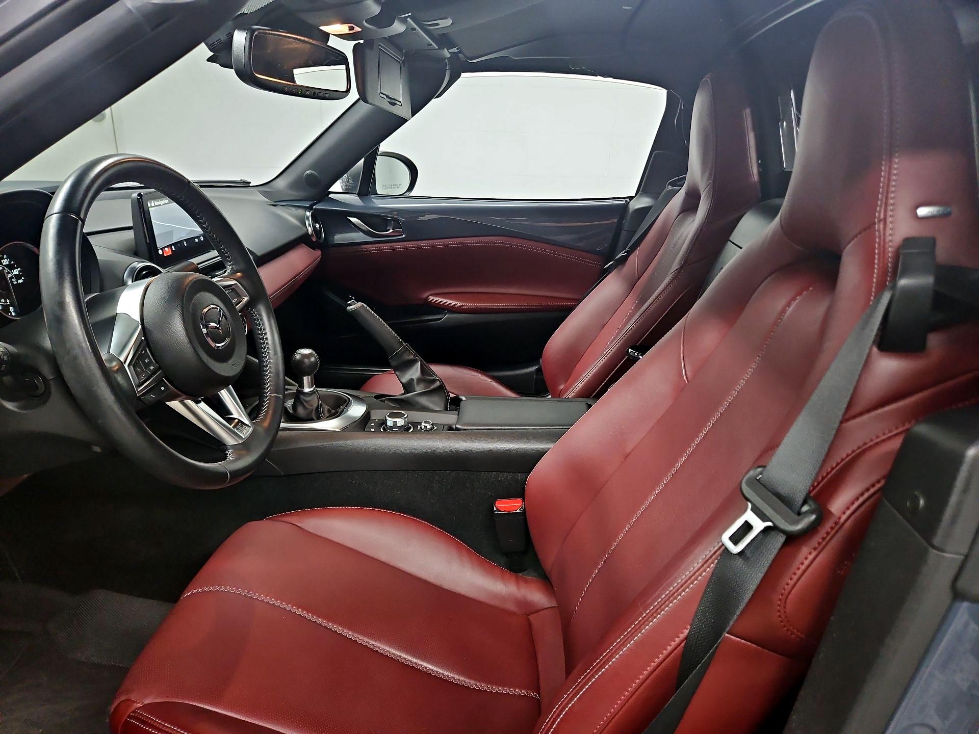 Thumbnail: 2020 Mazda MX-5 Miata - 11