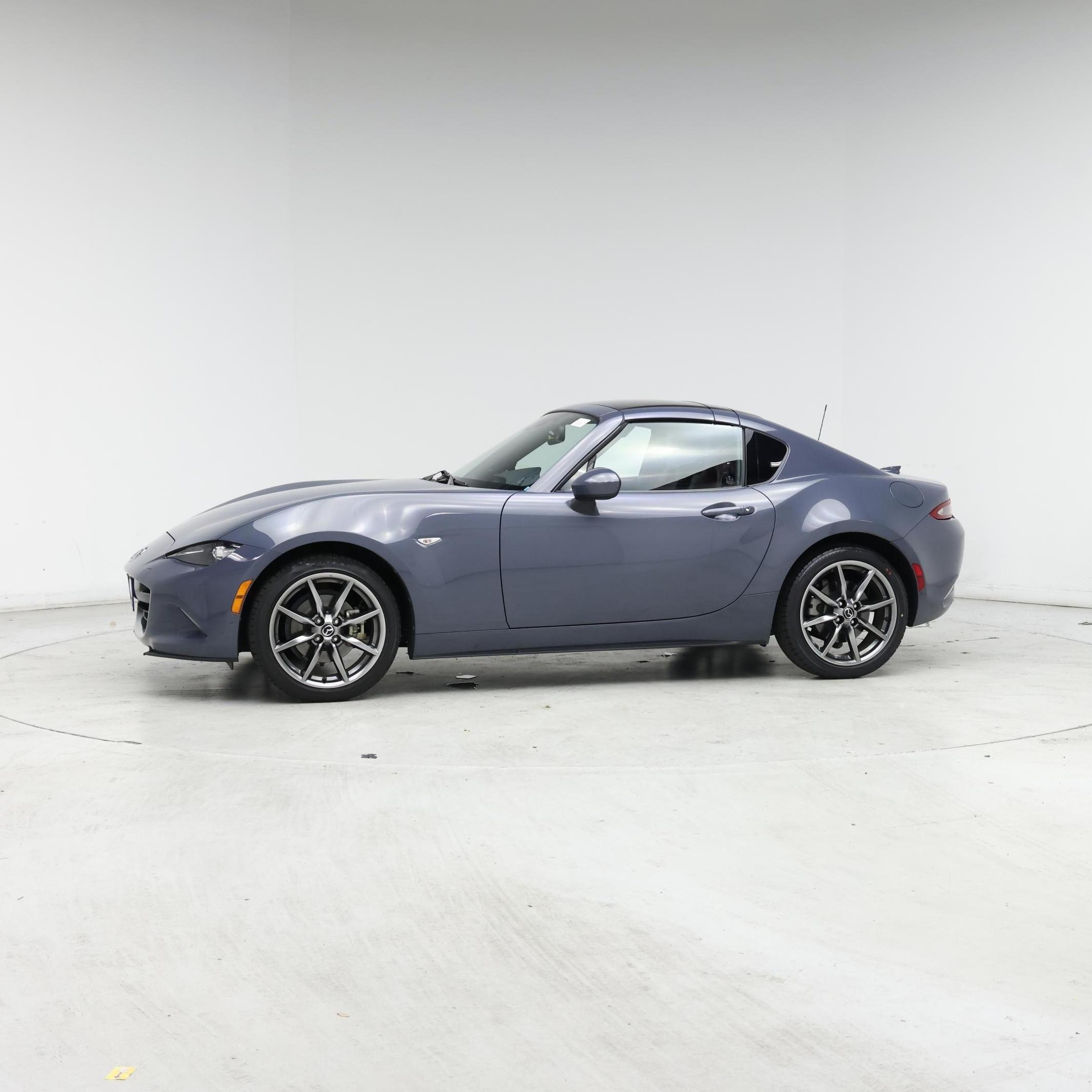 Thumbnail: 2020 Mazda MX-5 Miata - 3