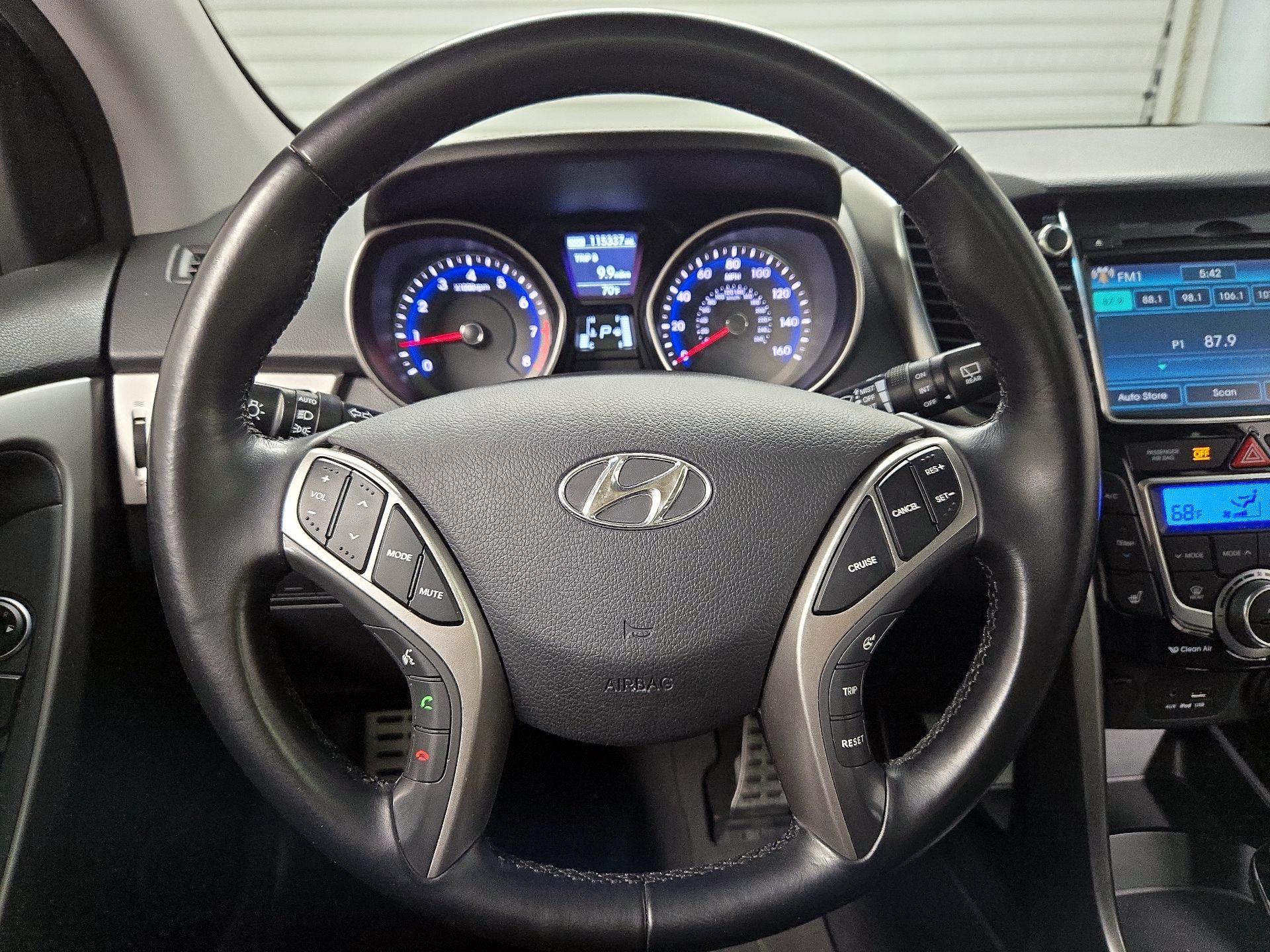 Thumbnail: 2013 Hyundai Elantra - 10