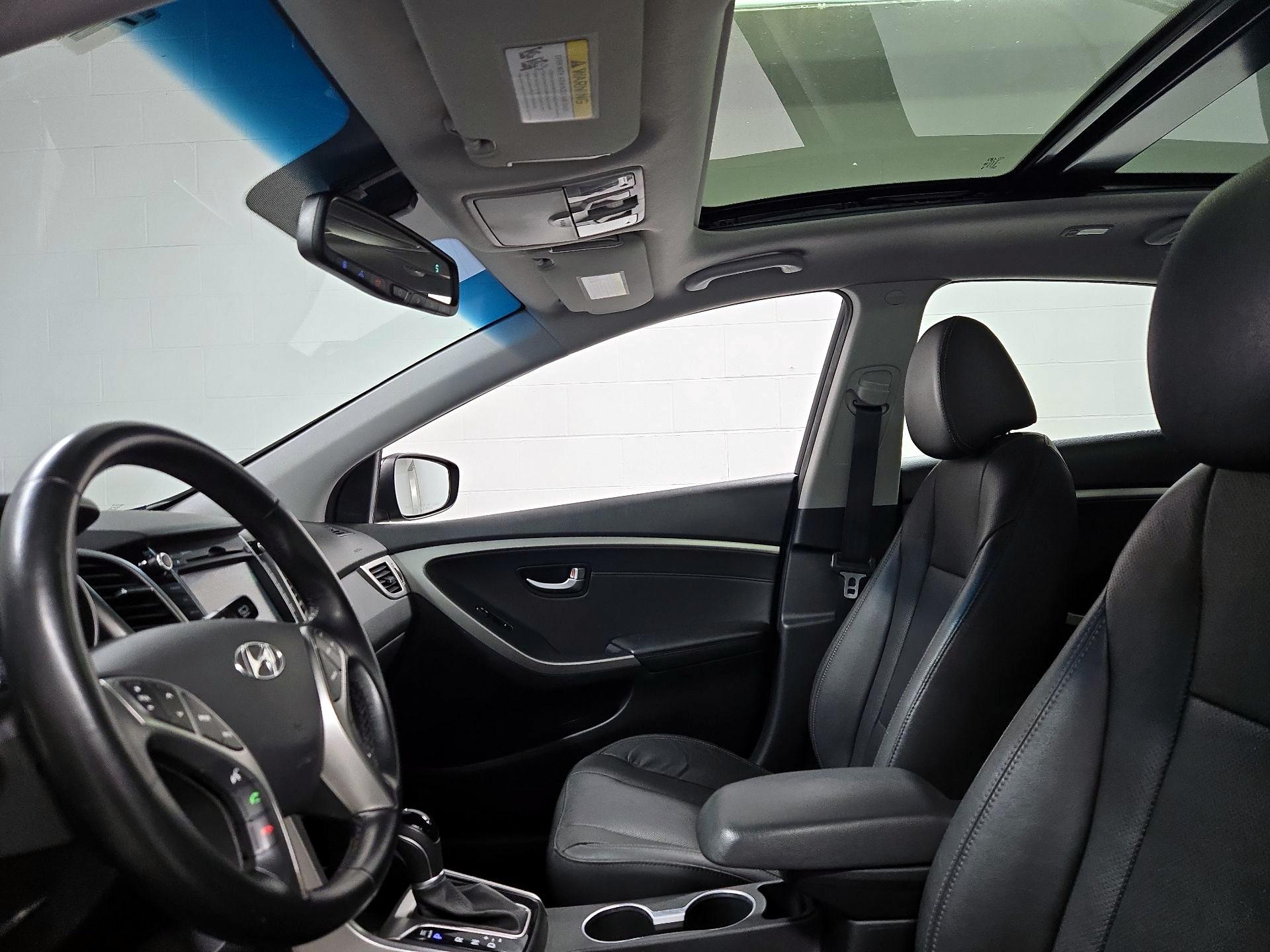 Thumbnail: 2013 Hyundai Elantra - 19
