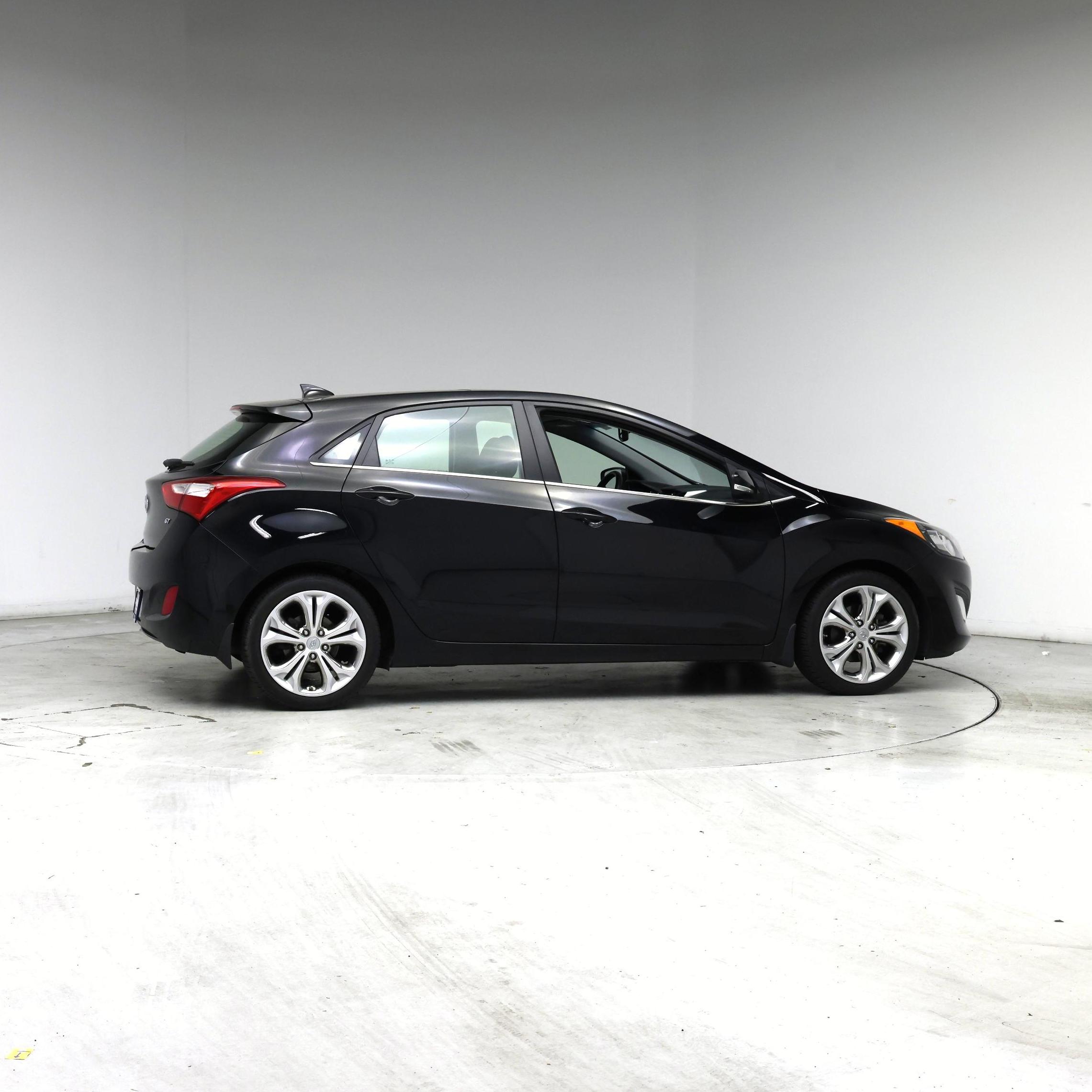 Thumbnail: 2013 Hyundai Elantra - 7