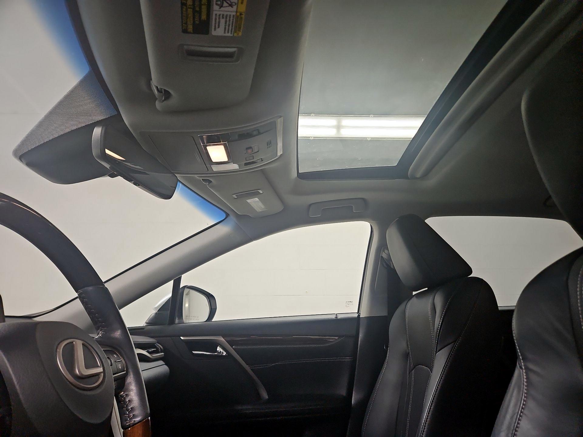 Thumbnail: 2019 Lexus RX - 20