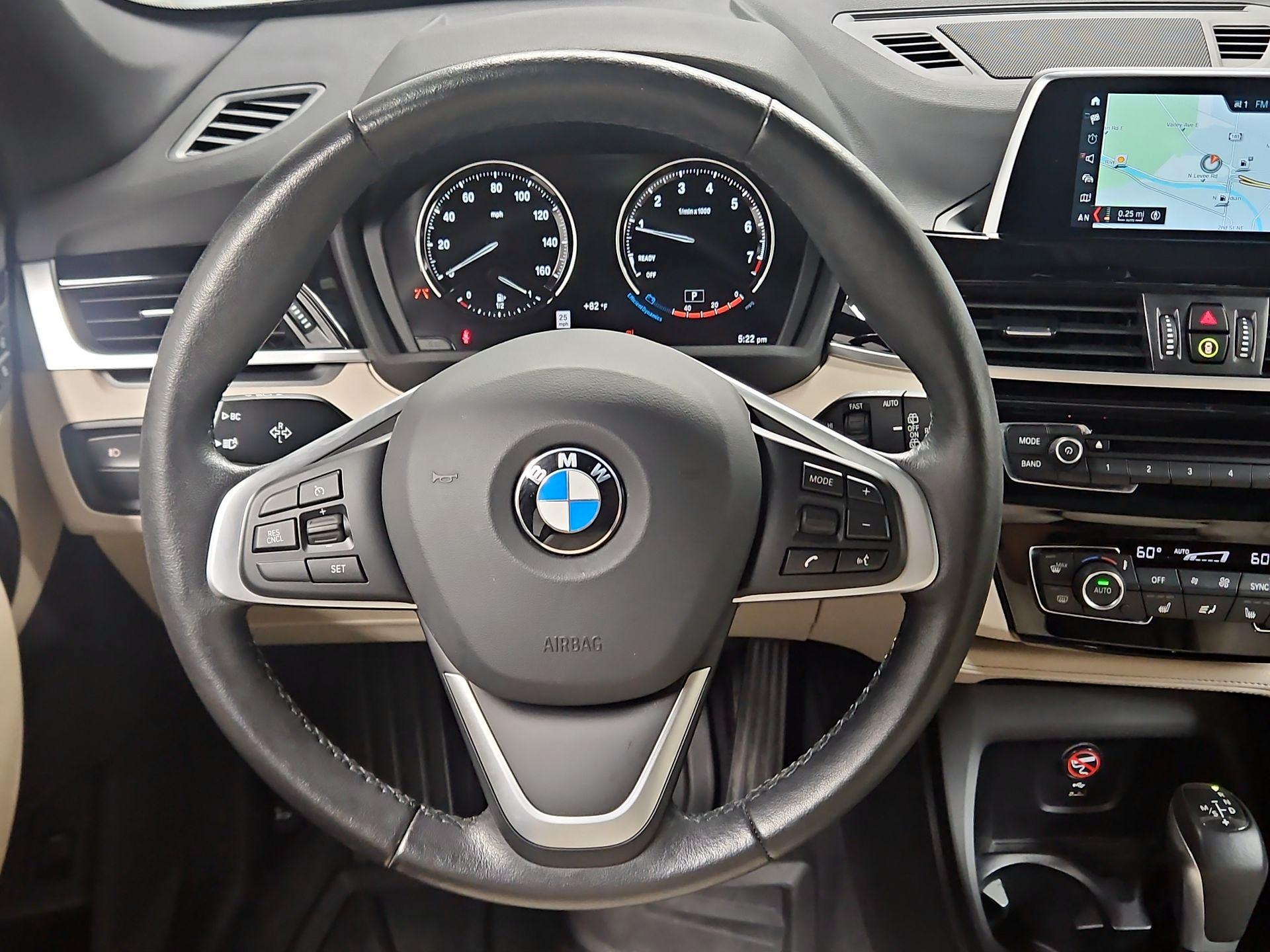 Thumbnail: 2019 BMW X1 - 10