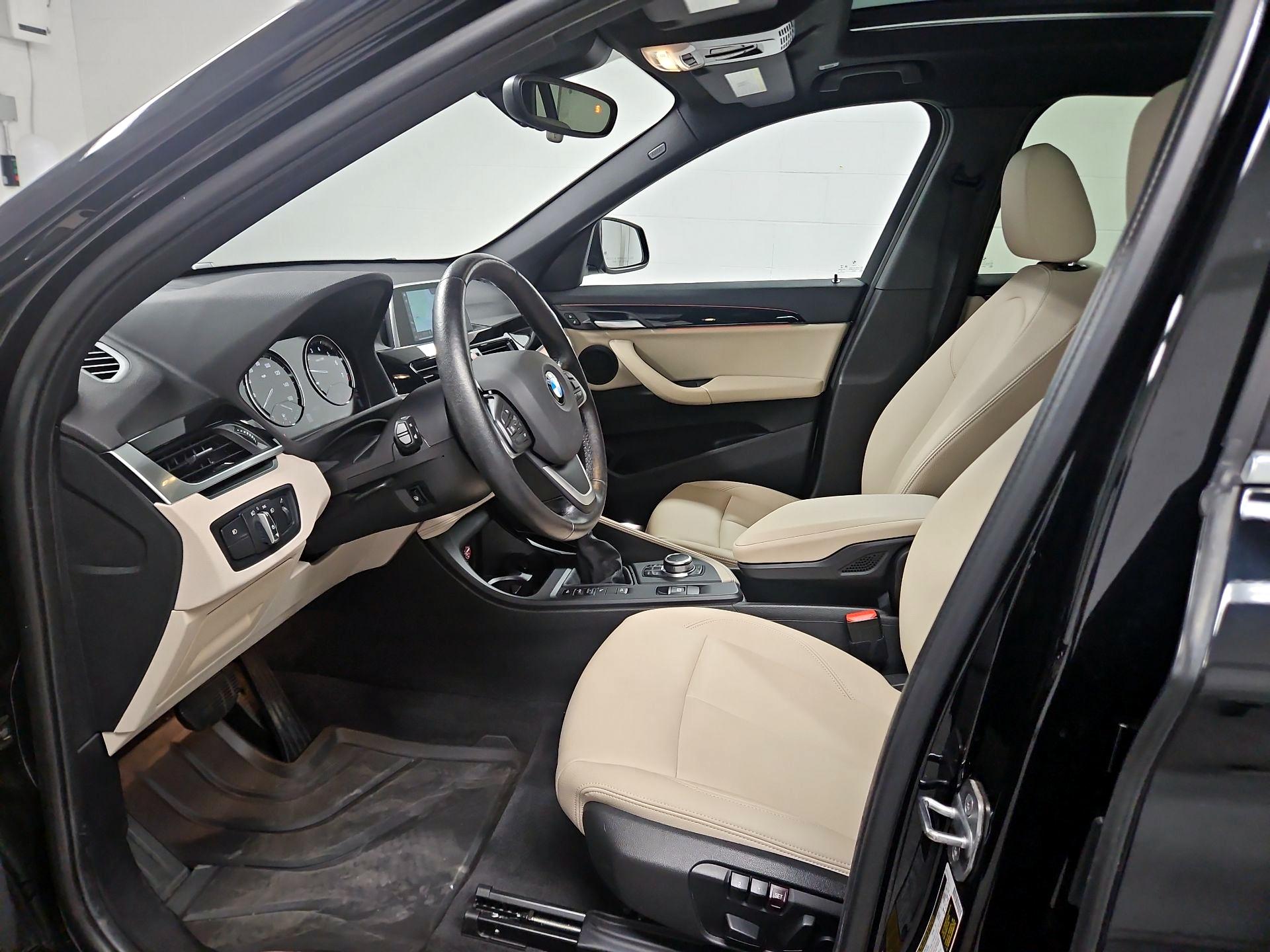 Thumbnail: 2019 BMW X1 - 11