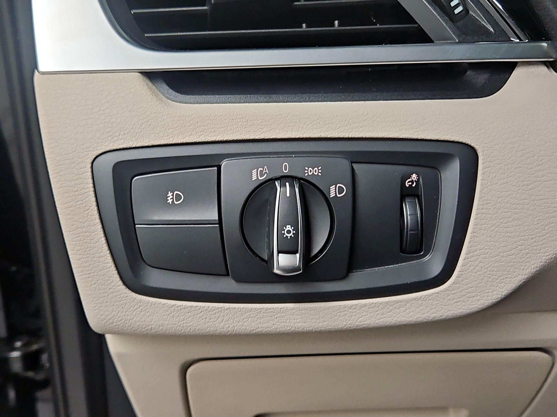 Thumbnail: 2019 BMW X1 - 13