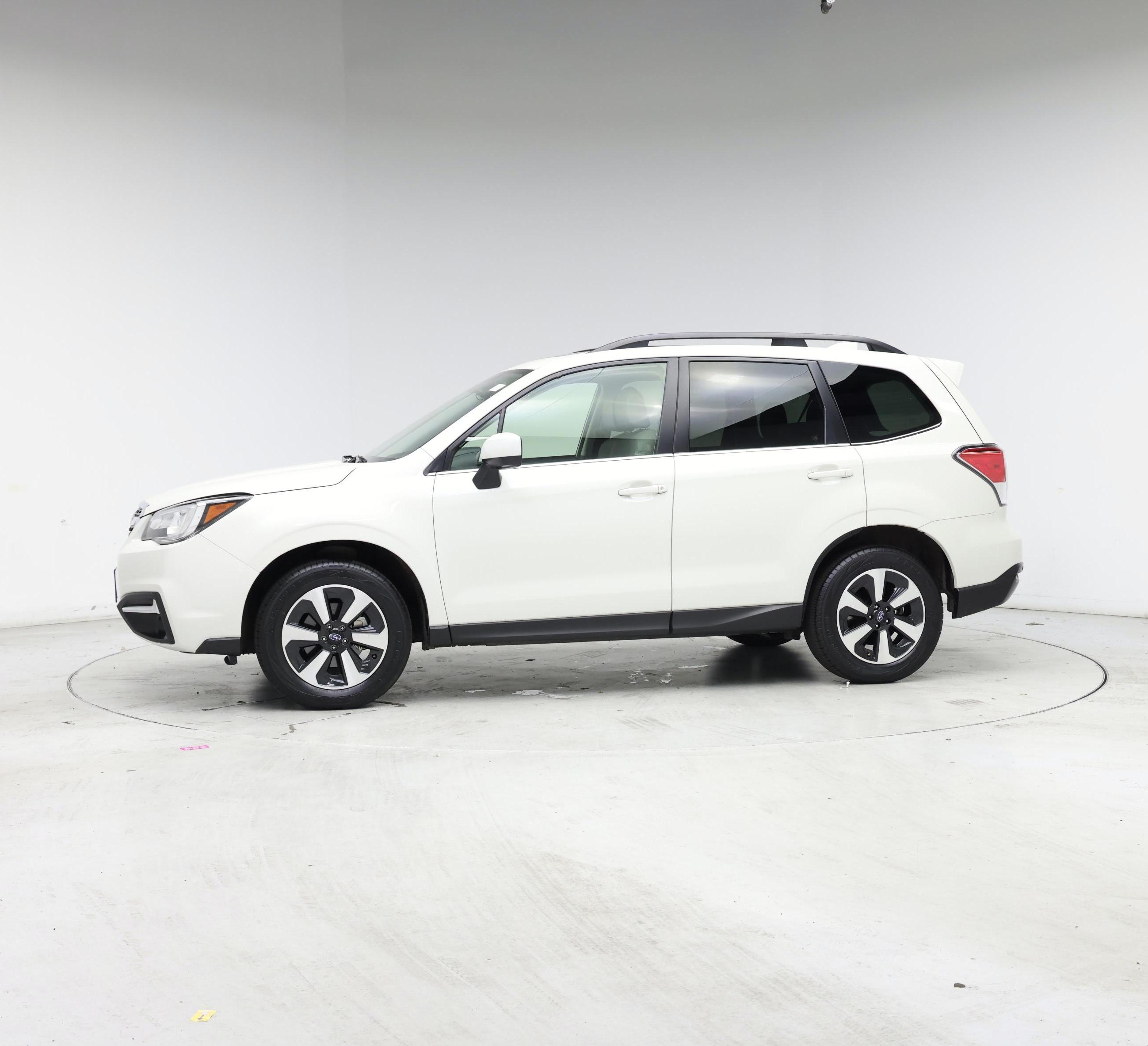 Thumbnail: 2018 Subaru Forester - 3