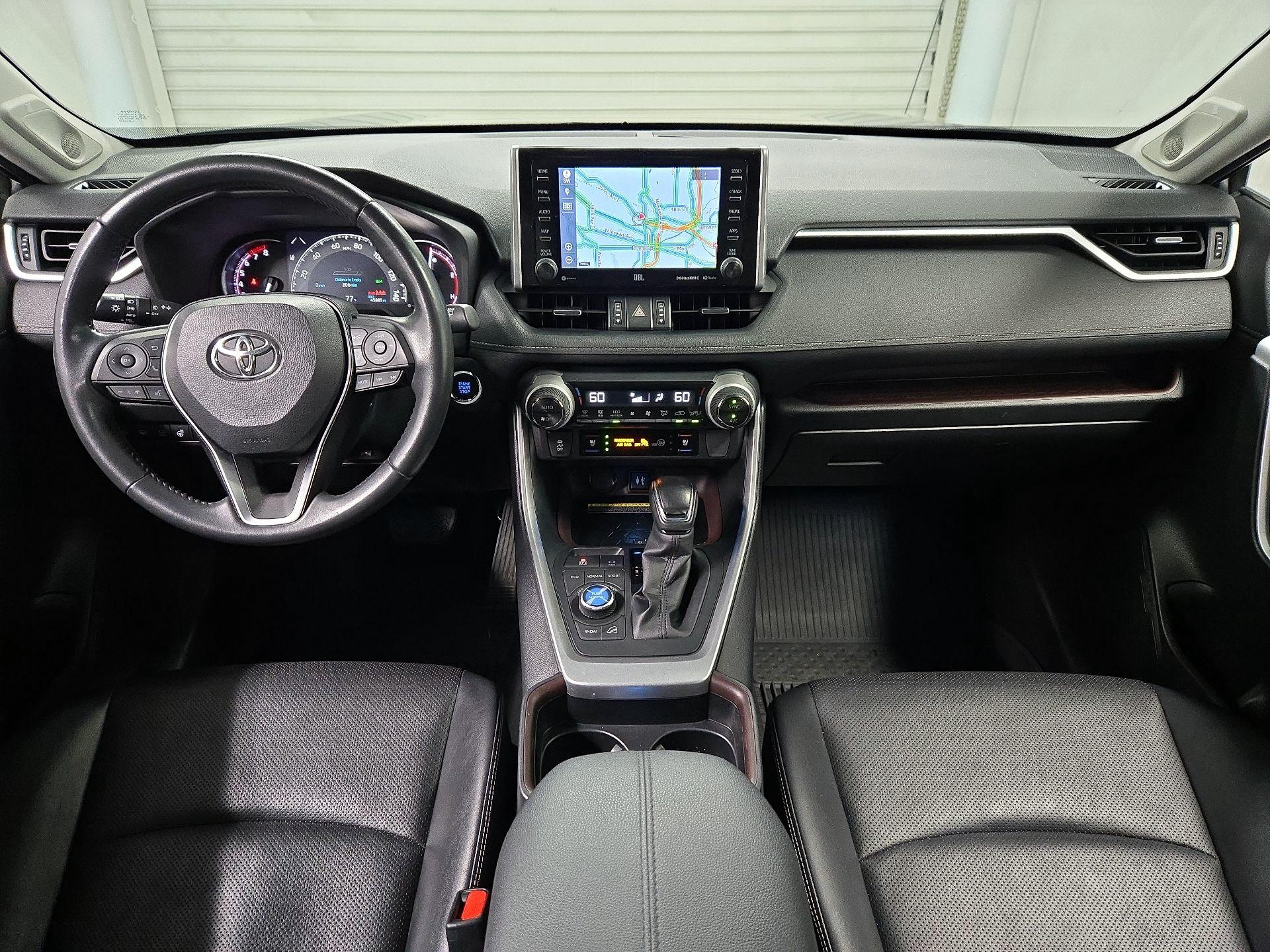 Thumbnail: 2019 Toyota RAV4 - 9