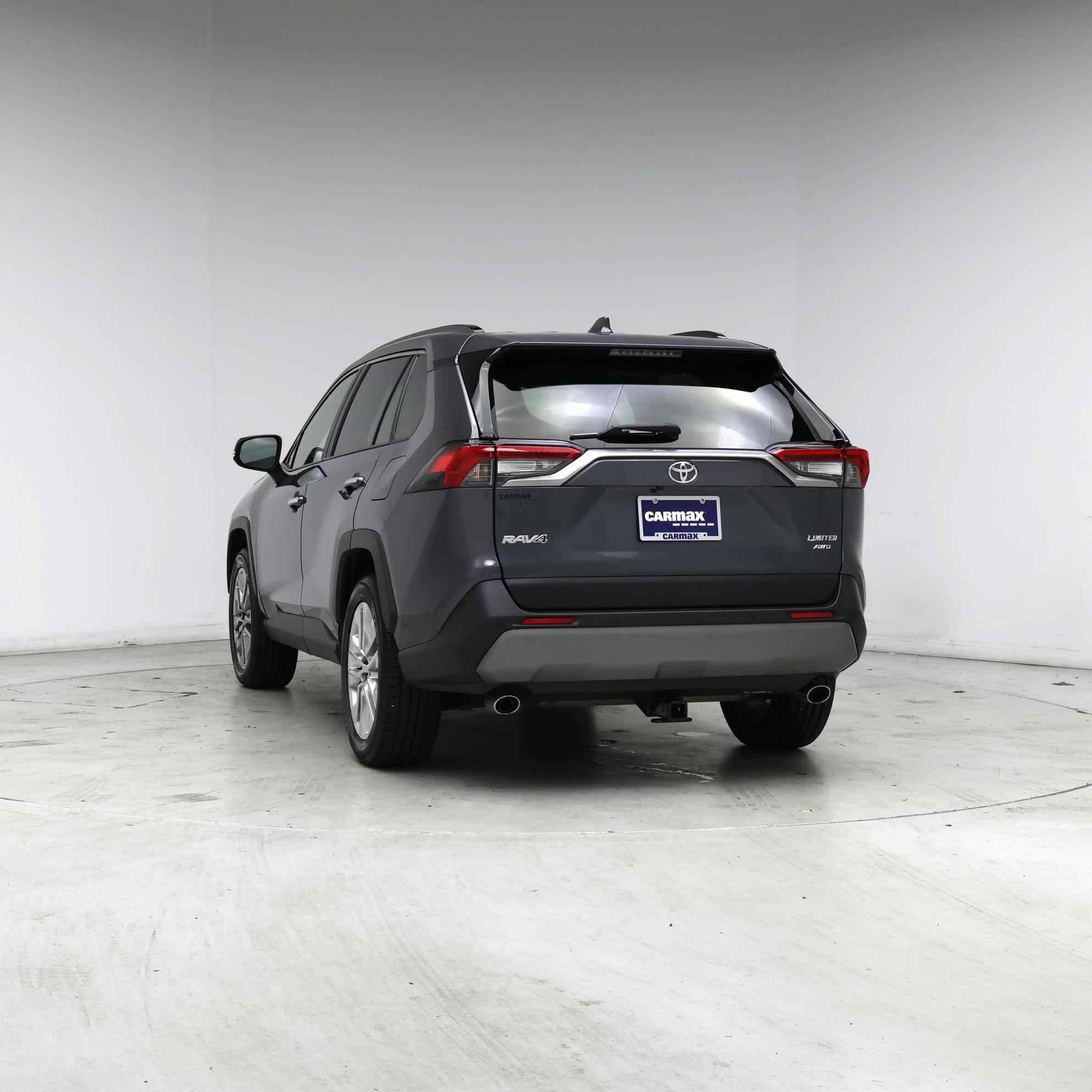 Thumbnail: 2019 Toyota RAV4 - 6