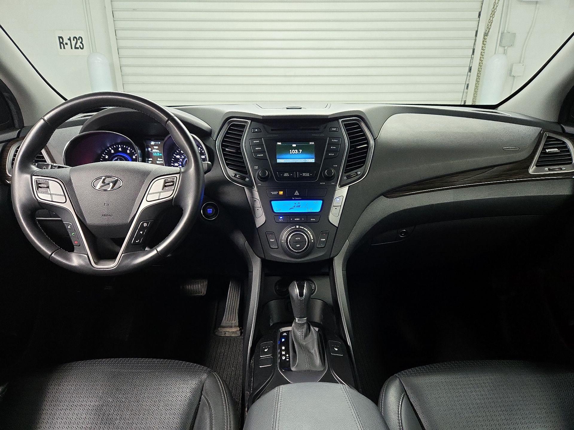 Thumbnail: 2013 Hyundai Santa Fe - 9