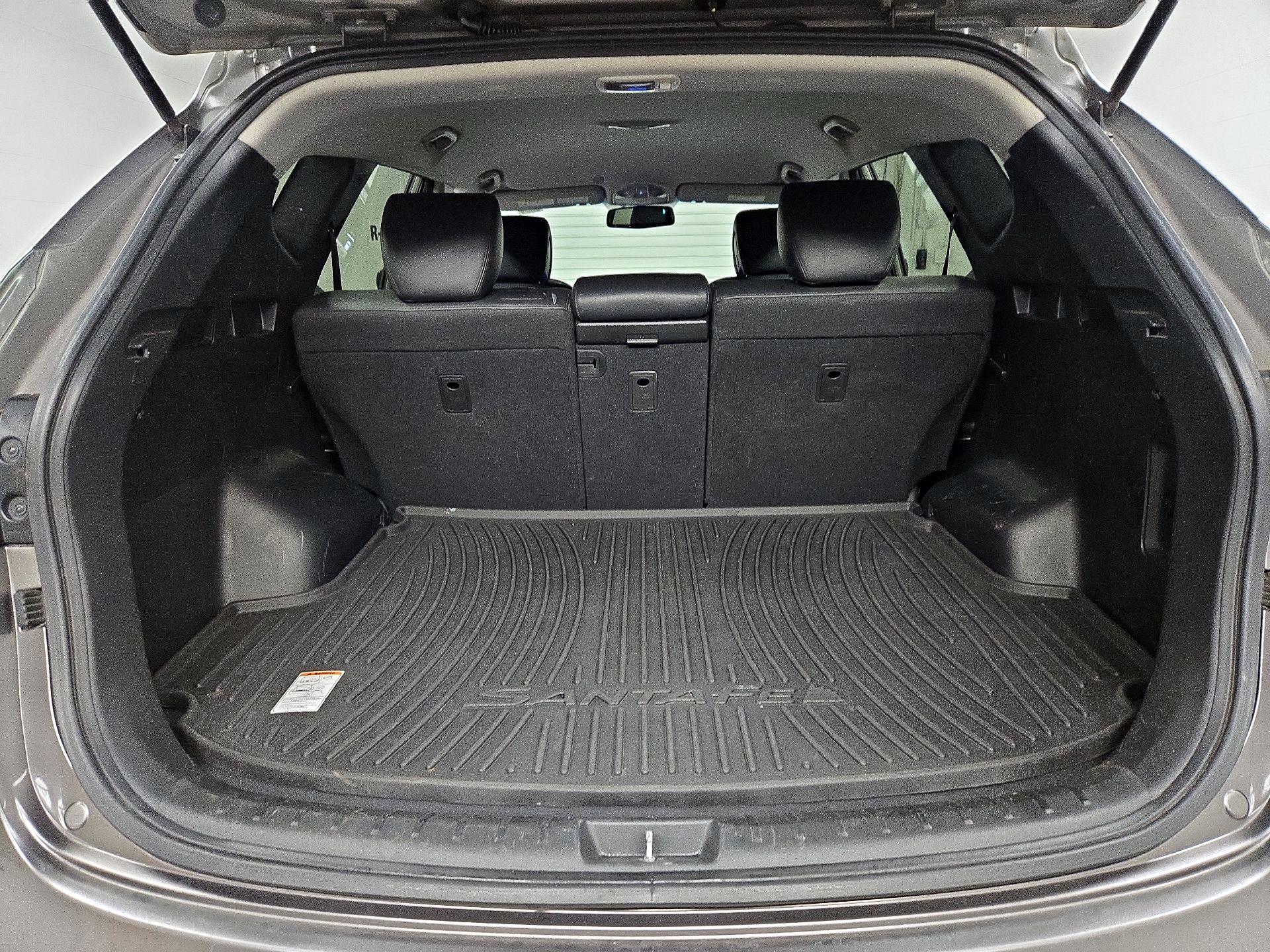 Thumbnail: 2013 Hyundai Santa Fe - 20