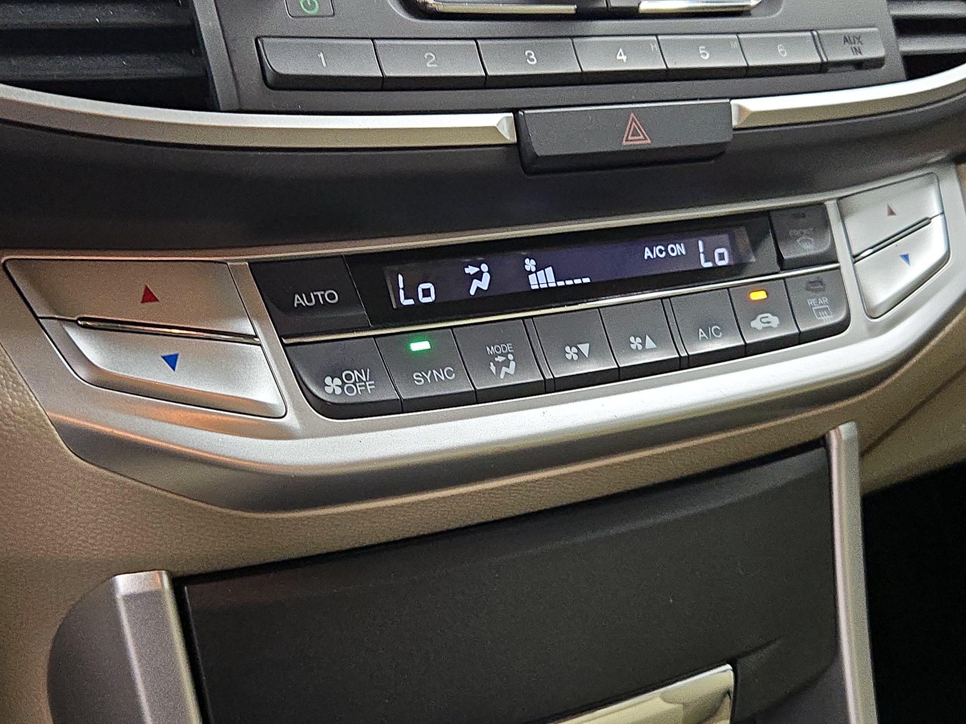 Thumbnail: 2014 Honda Accord - 16