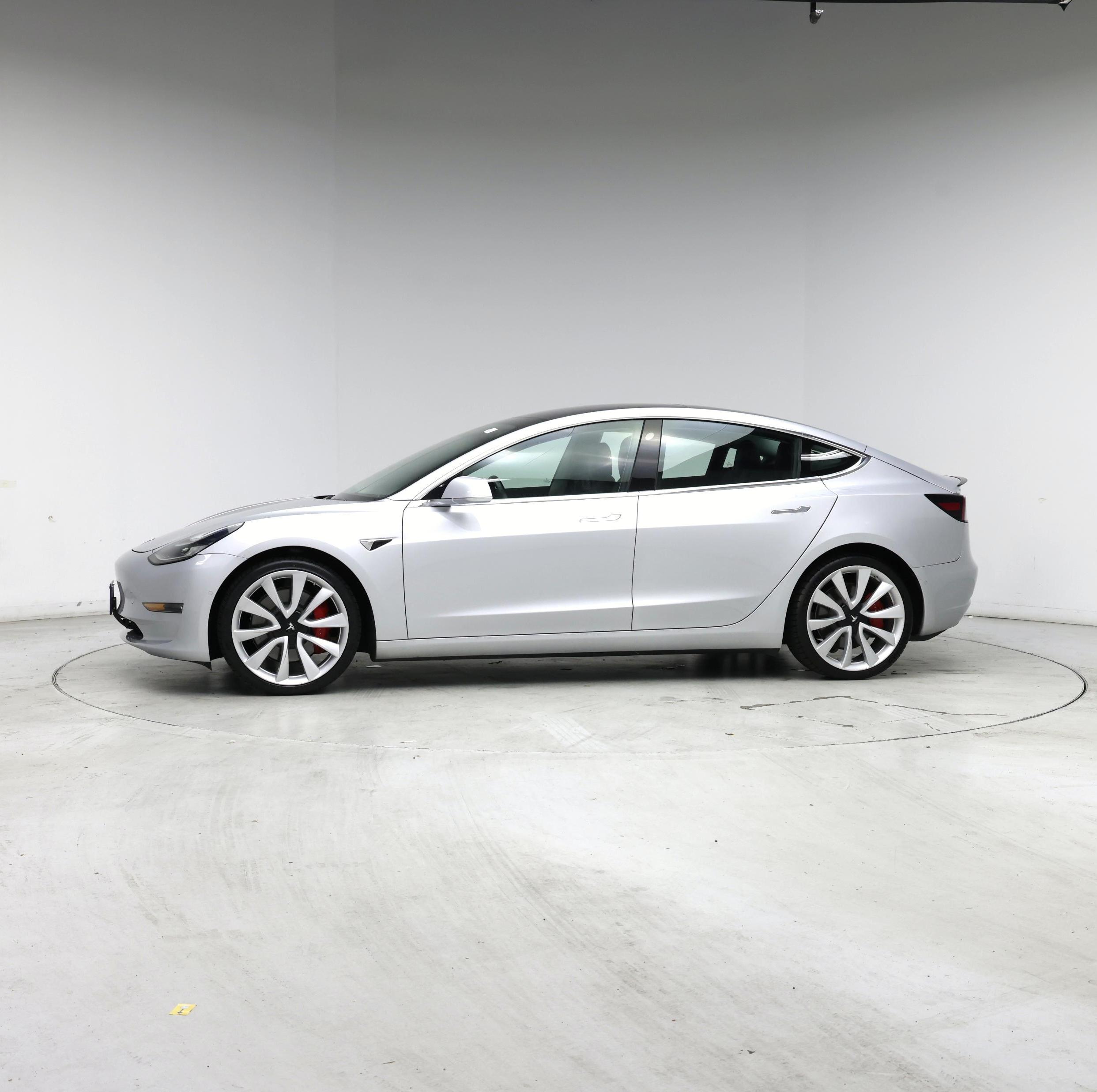 Thumbnail: 2018 Tesla Model 3 - 3