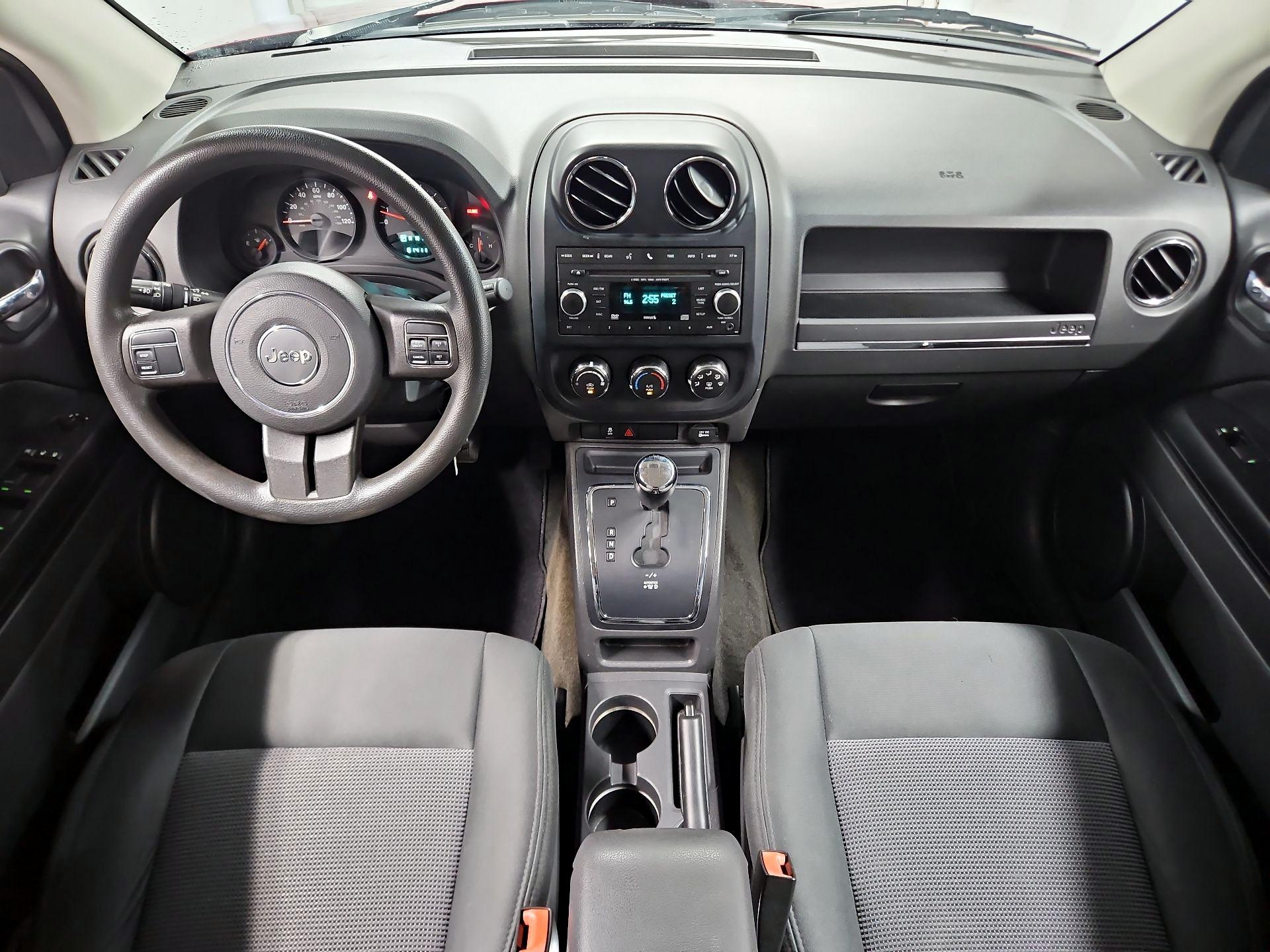 Thumbnail: 2013 Jeep Compass - 9