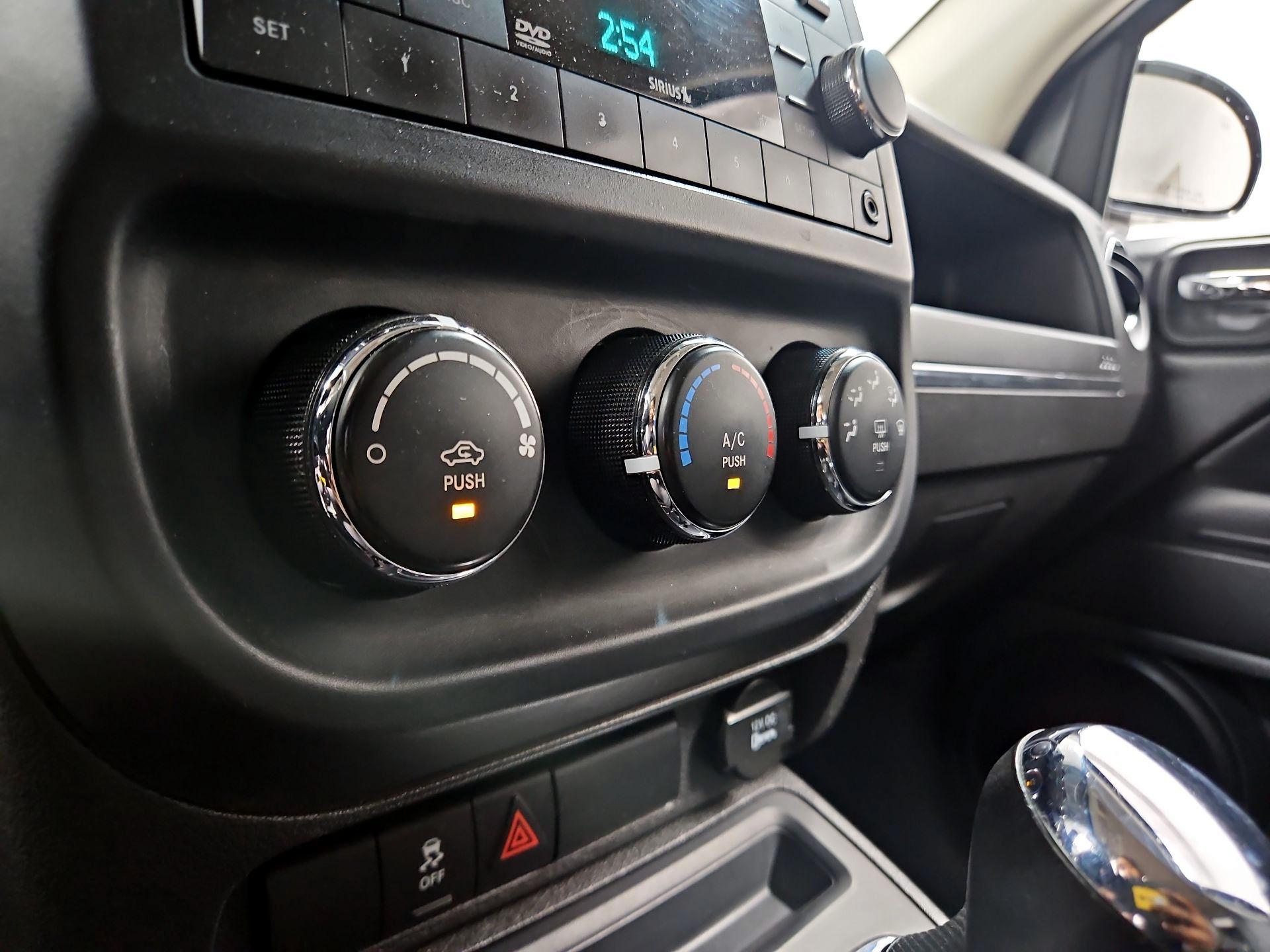 Thumbnail: 2013 Jeep Compass - 14