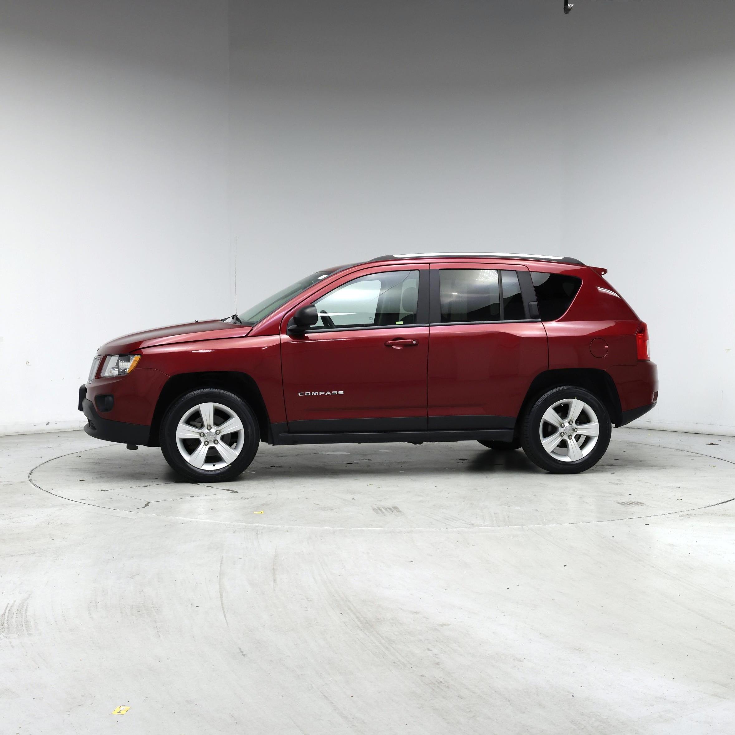 Thumbnail: 2013 Jeep Compass - 3