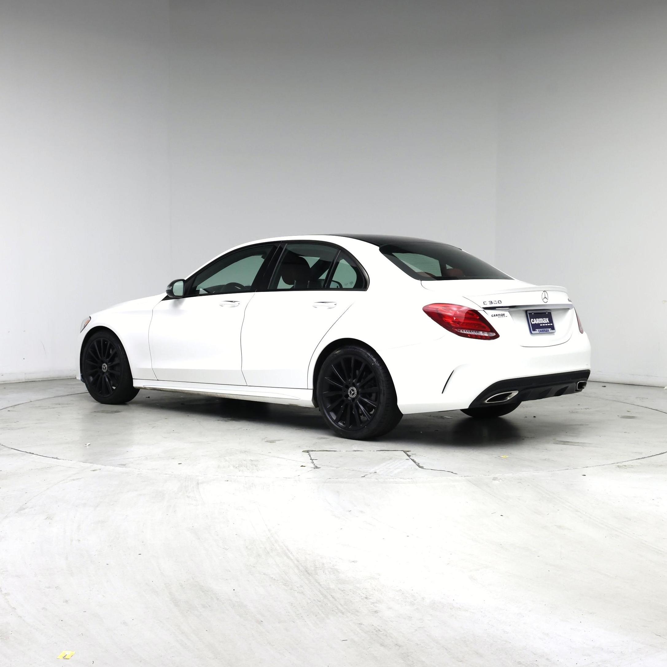 Thumbnail: 2017 Mercedes-Benz C-Class - 2