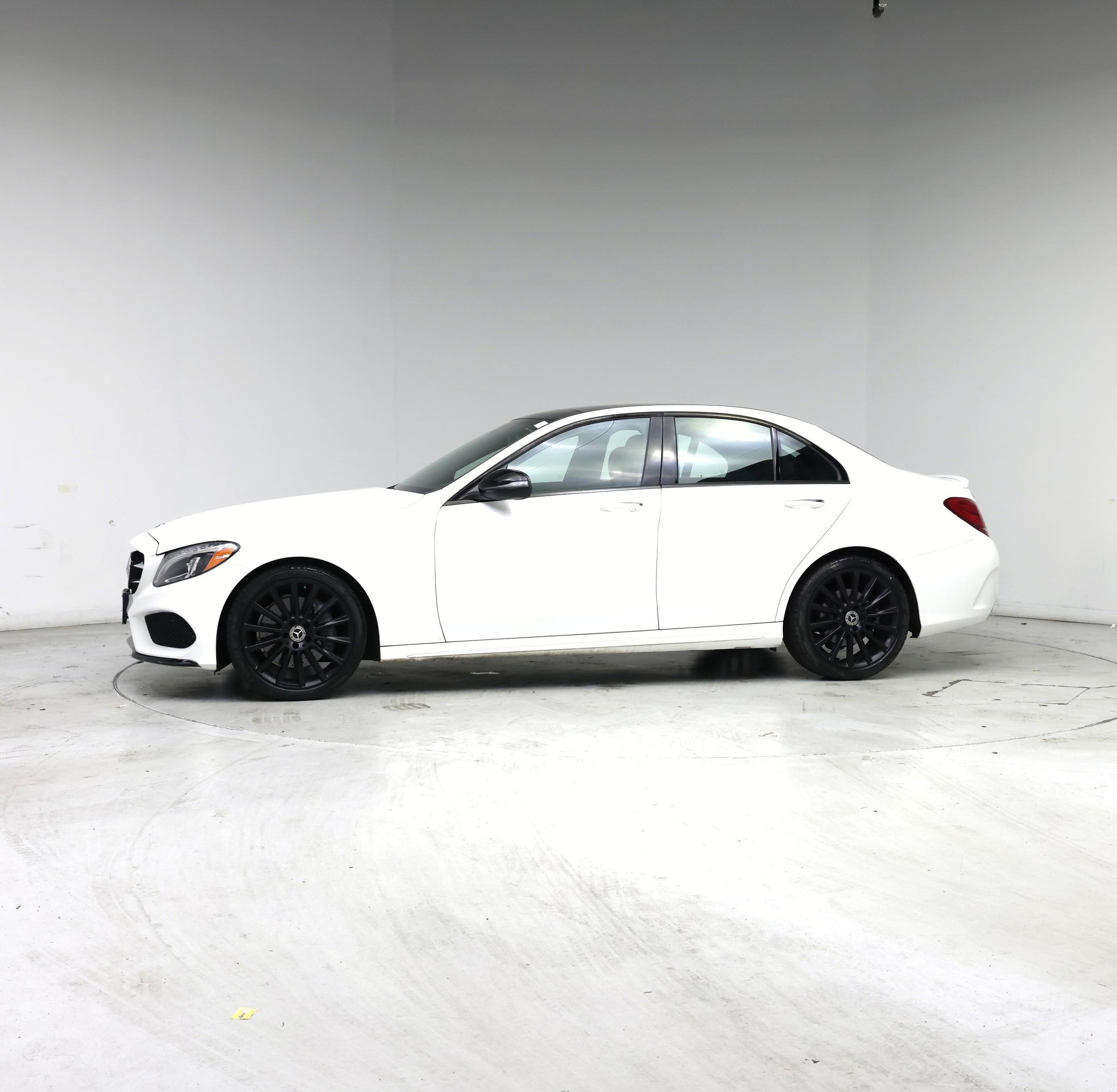 Thumbnail: 2017 Mercedes-Benz C-Class - 3