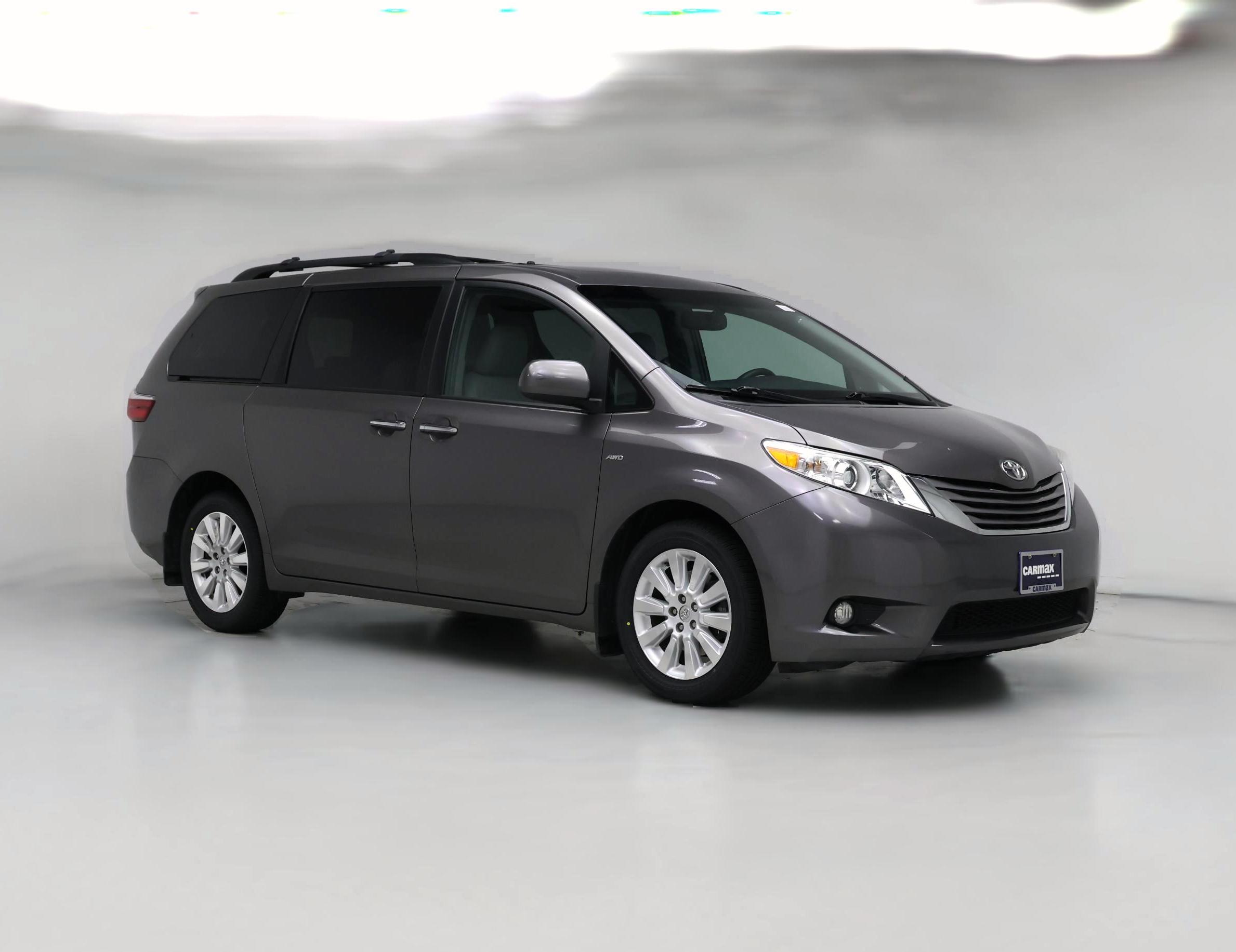 Thumbnail: 2016 Toyota Sienna - 1