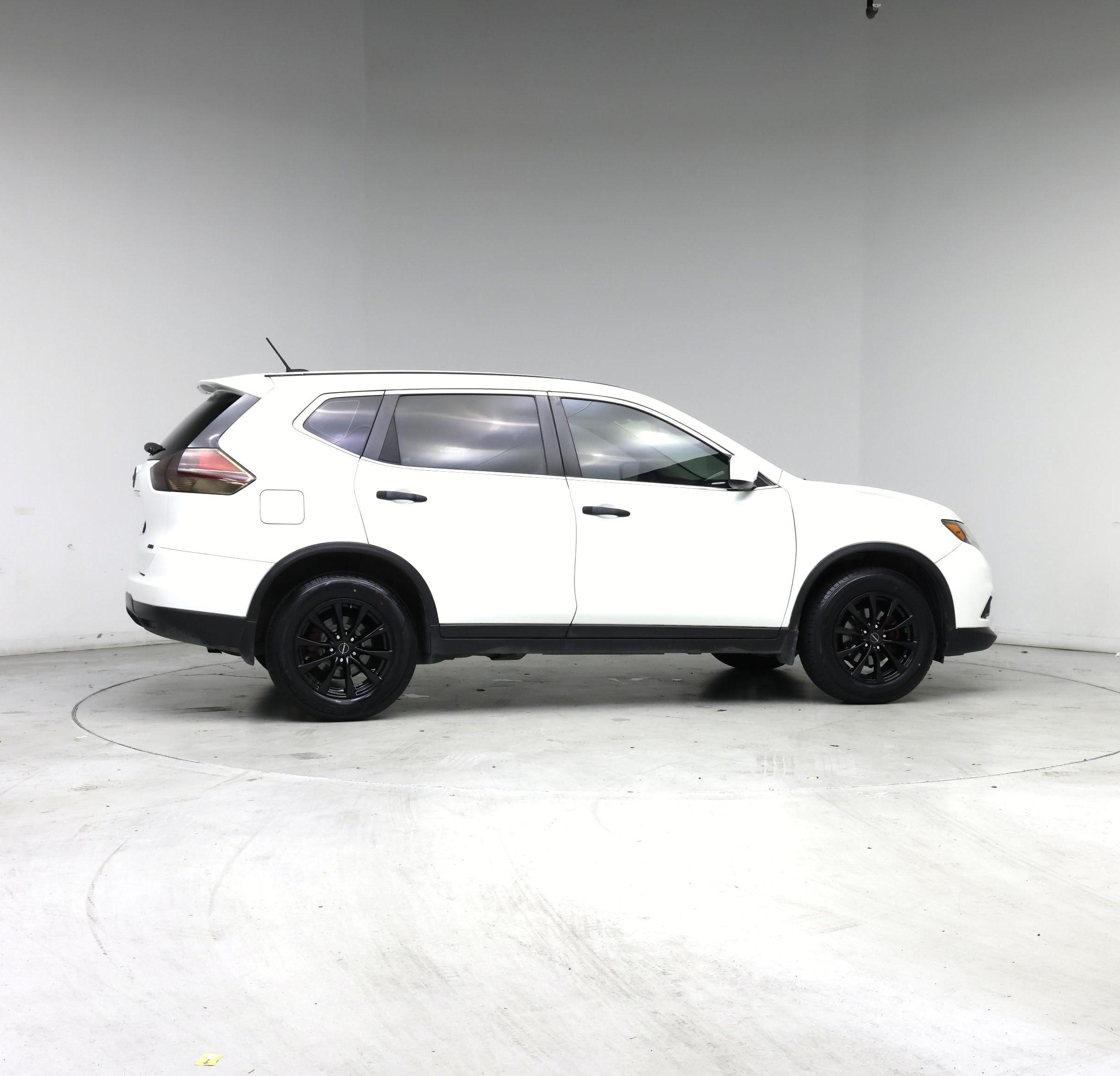Thumbnail: 2016 Nissan Rogue - 7