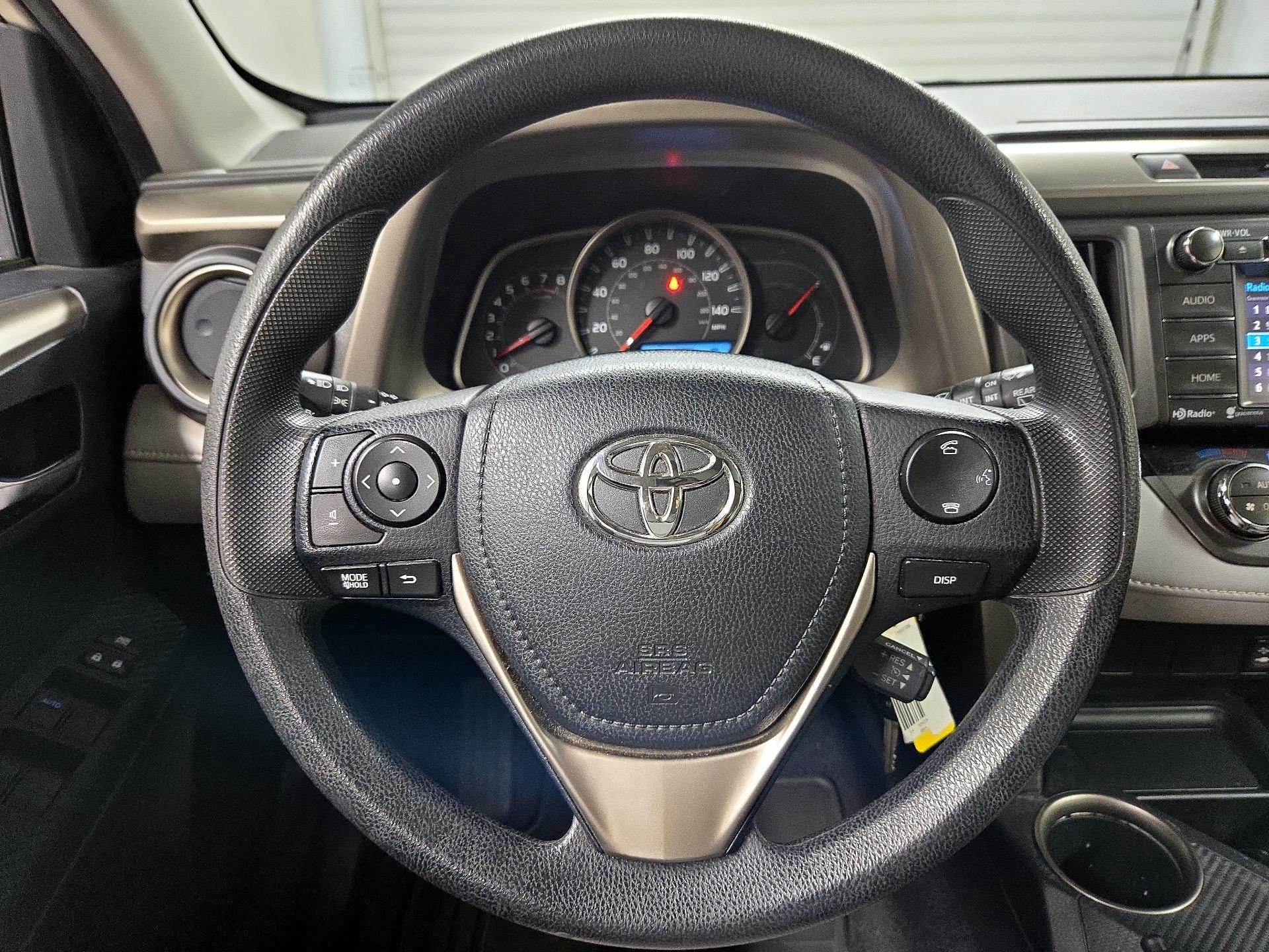 Thumbnail: 2014 Toyota RAV4 - 10