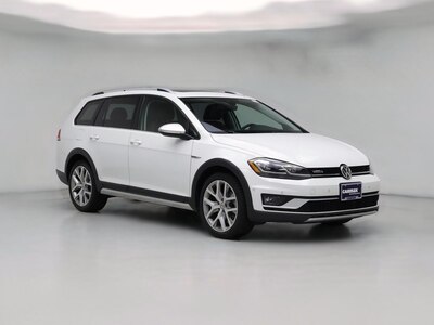 White 2018 Volkswagen Golf Alltrack SEL
