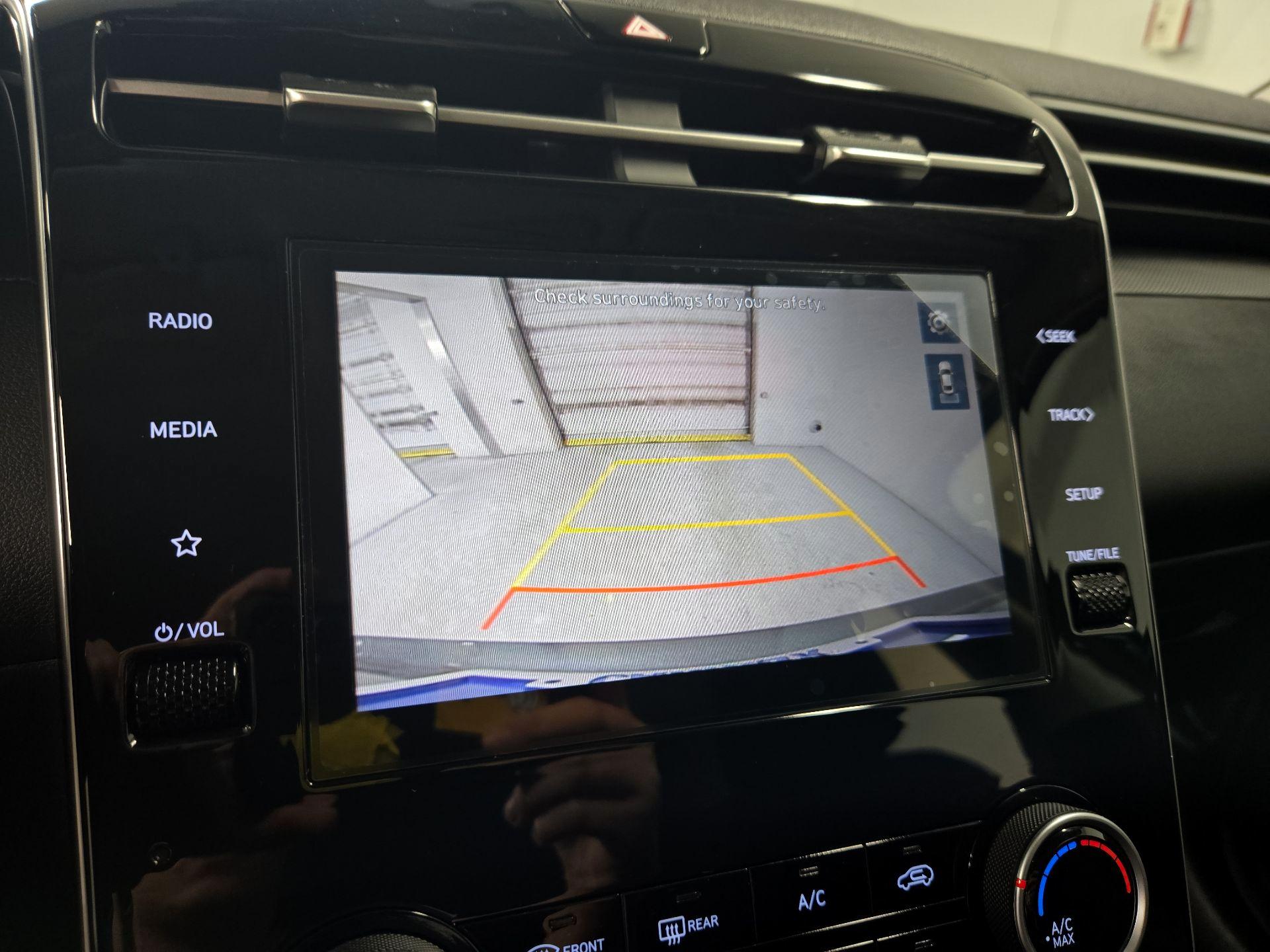 Thumbnail: 2022 Hyundai Tucson - 14