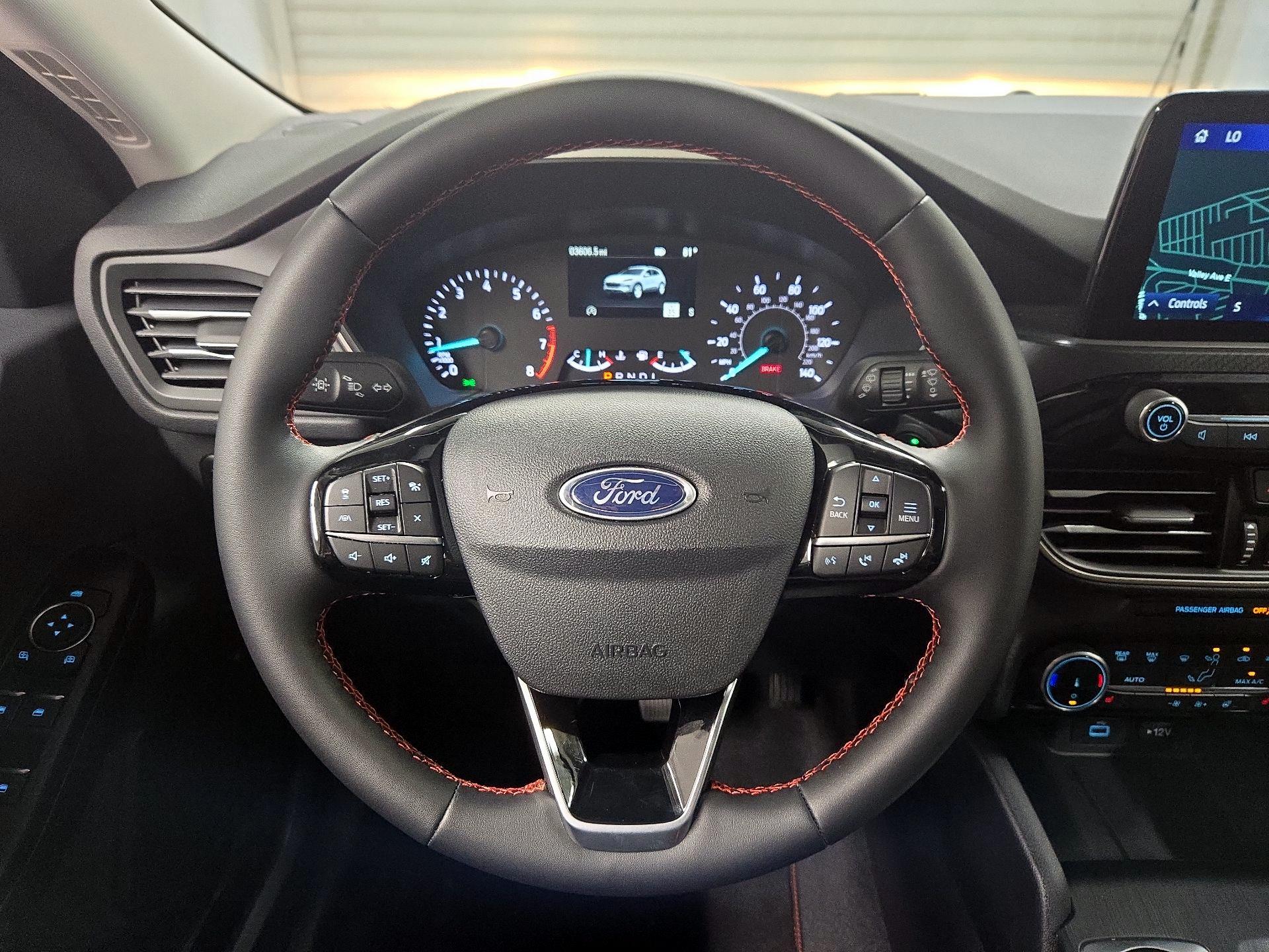 Thumbnail: 2022 Ford Escape - 10