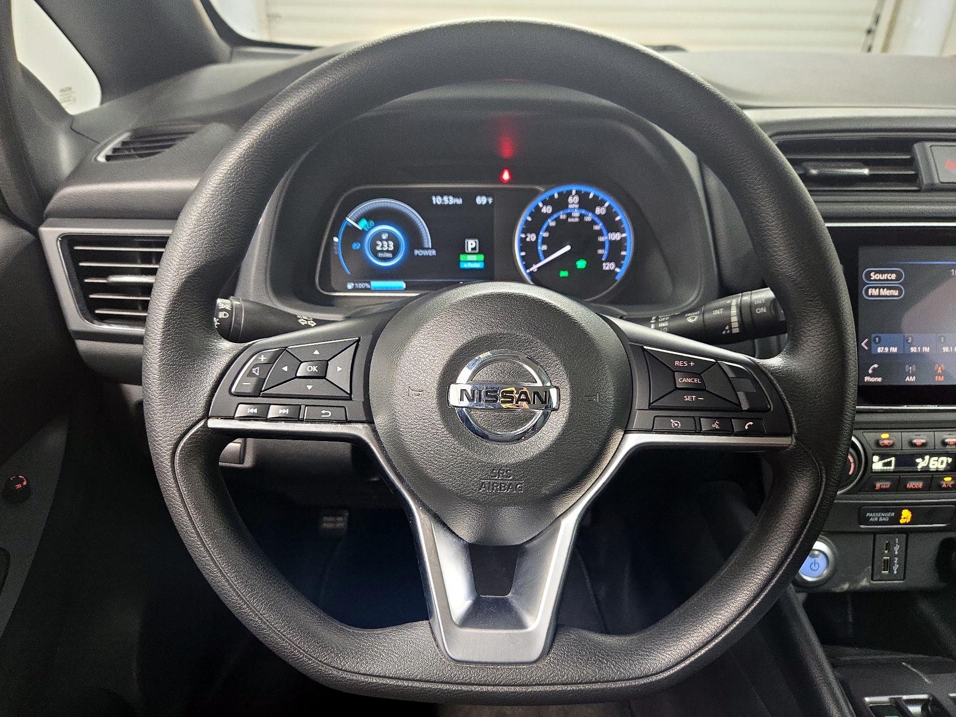 Thumbnail: 2021 Nissan Leaf - 10