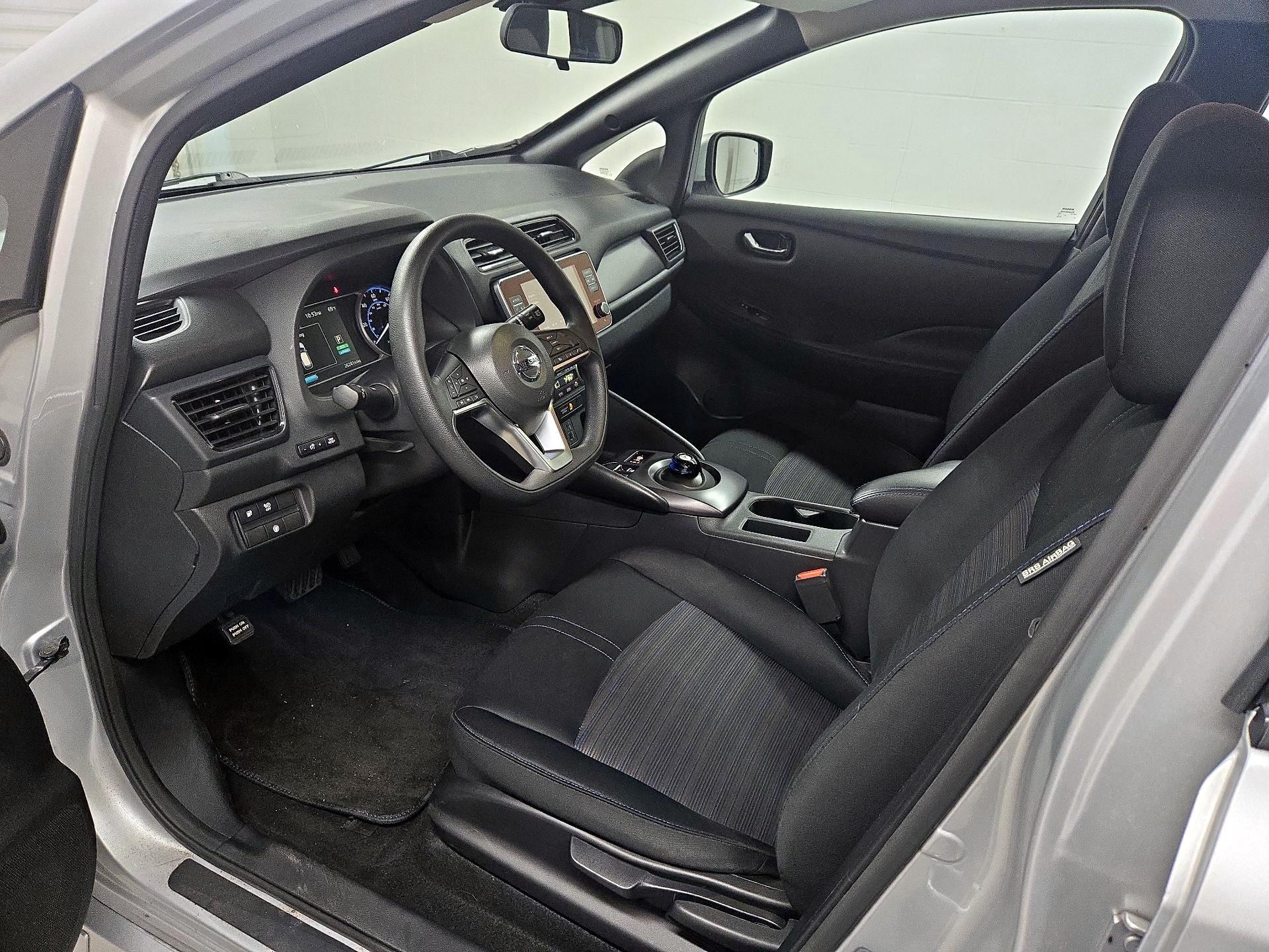 Thumbnail: 2021 Nissan Leaf - 11