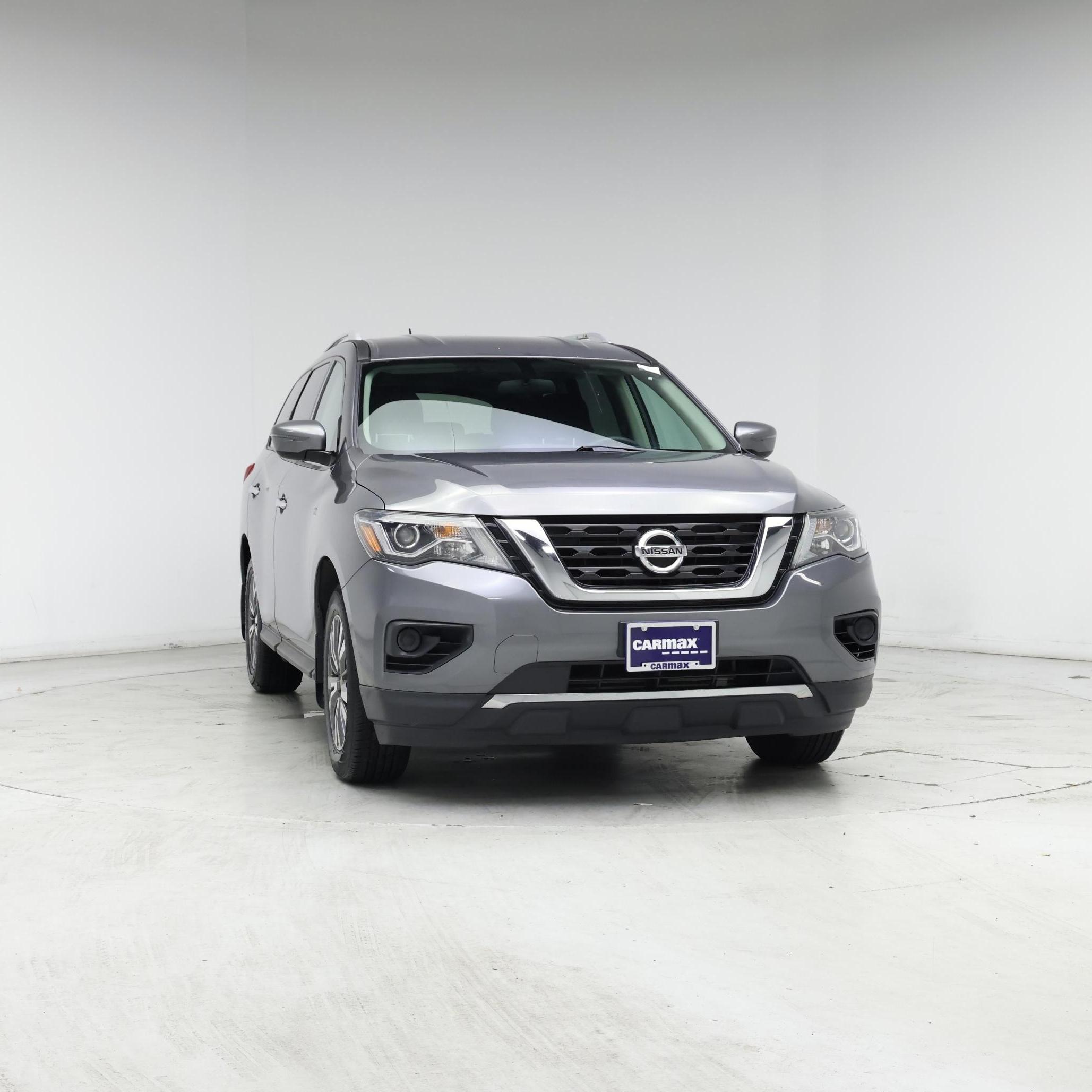 Thumbnail: 2017 Nissan Pathfinder - 5