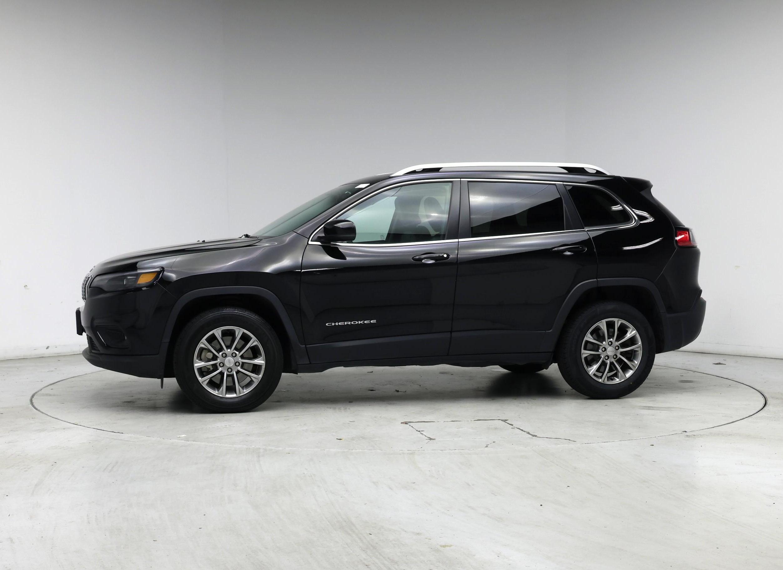 Thumbnail: 2020 Jeep Cherokee - 3