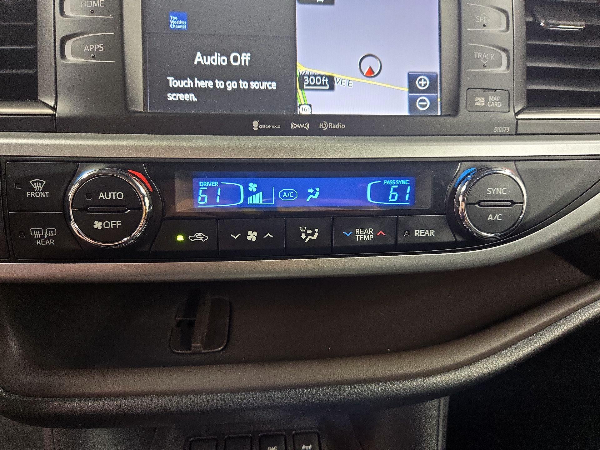 Thumbnail: 2018 Toyota Highlander - 16
