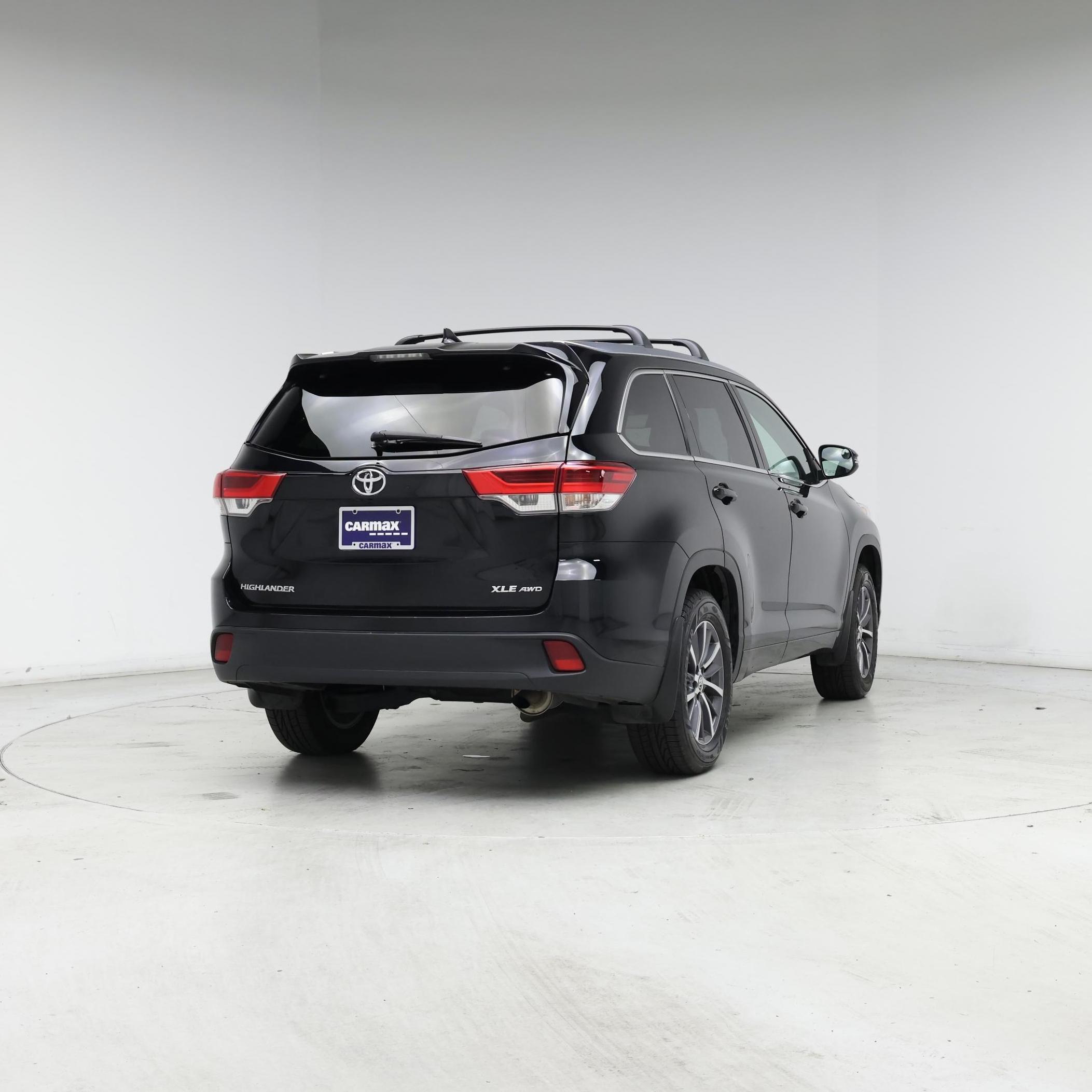 Thumbnail: 2018 Toyota Highlander - 8