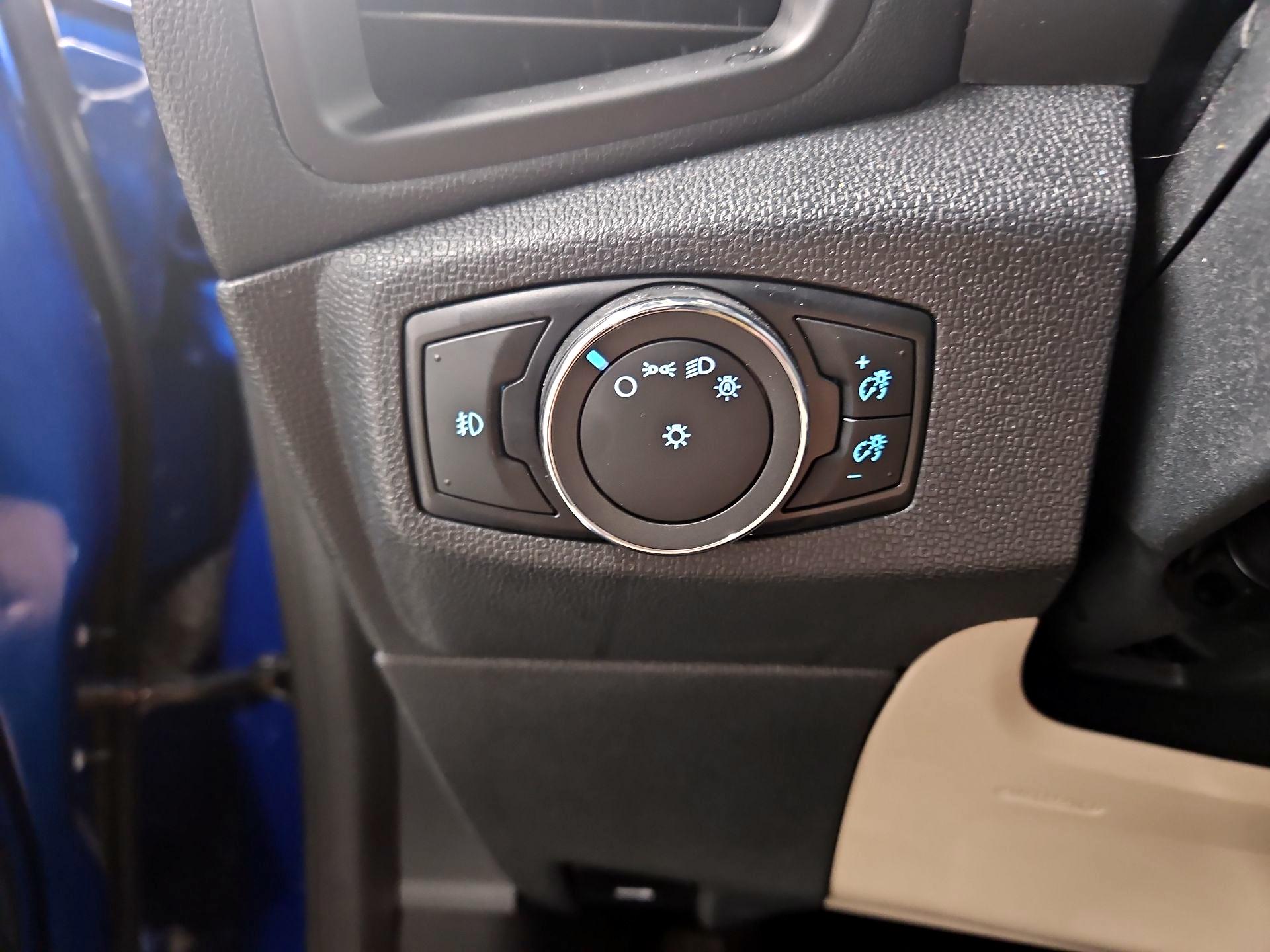 Thumbnail: 2020 Ford EcoSport - 13