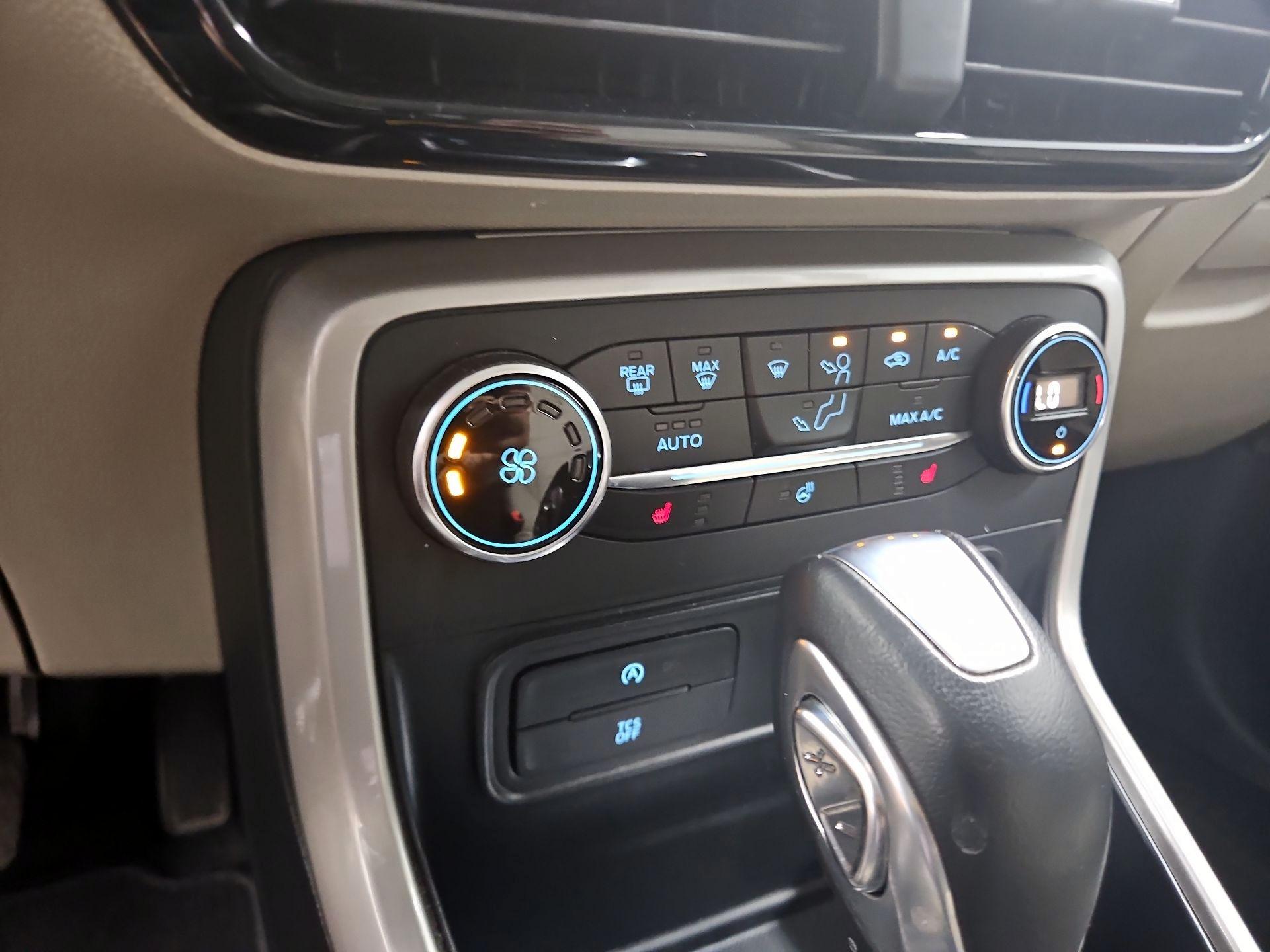 Thumbnail: 2020 Ford EcoSport - 17