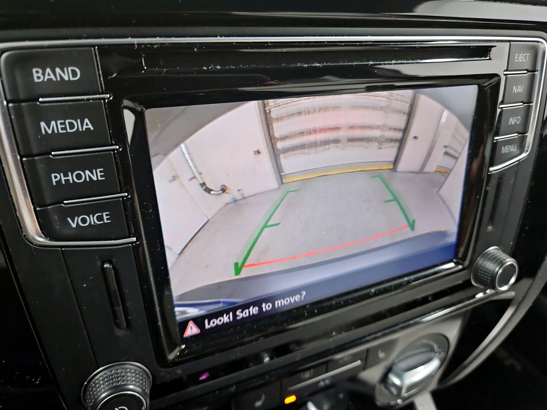 Thumbnail: 2016 Volkswagen Jetta - 15