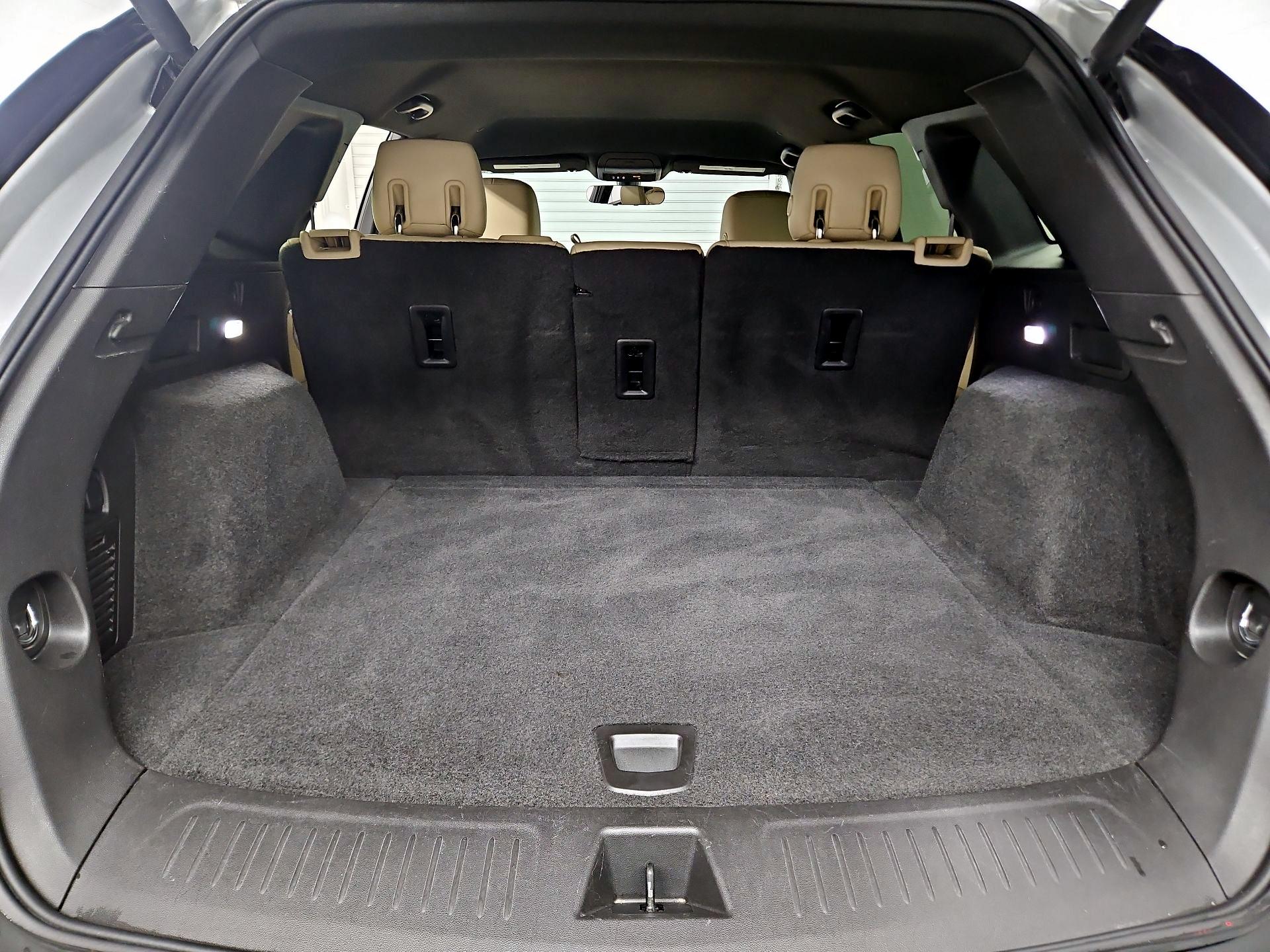 Thumbnail: 2017 Cadillac XT5 - 20