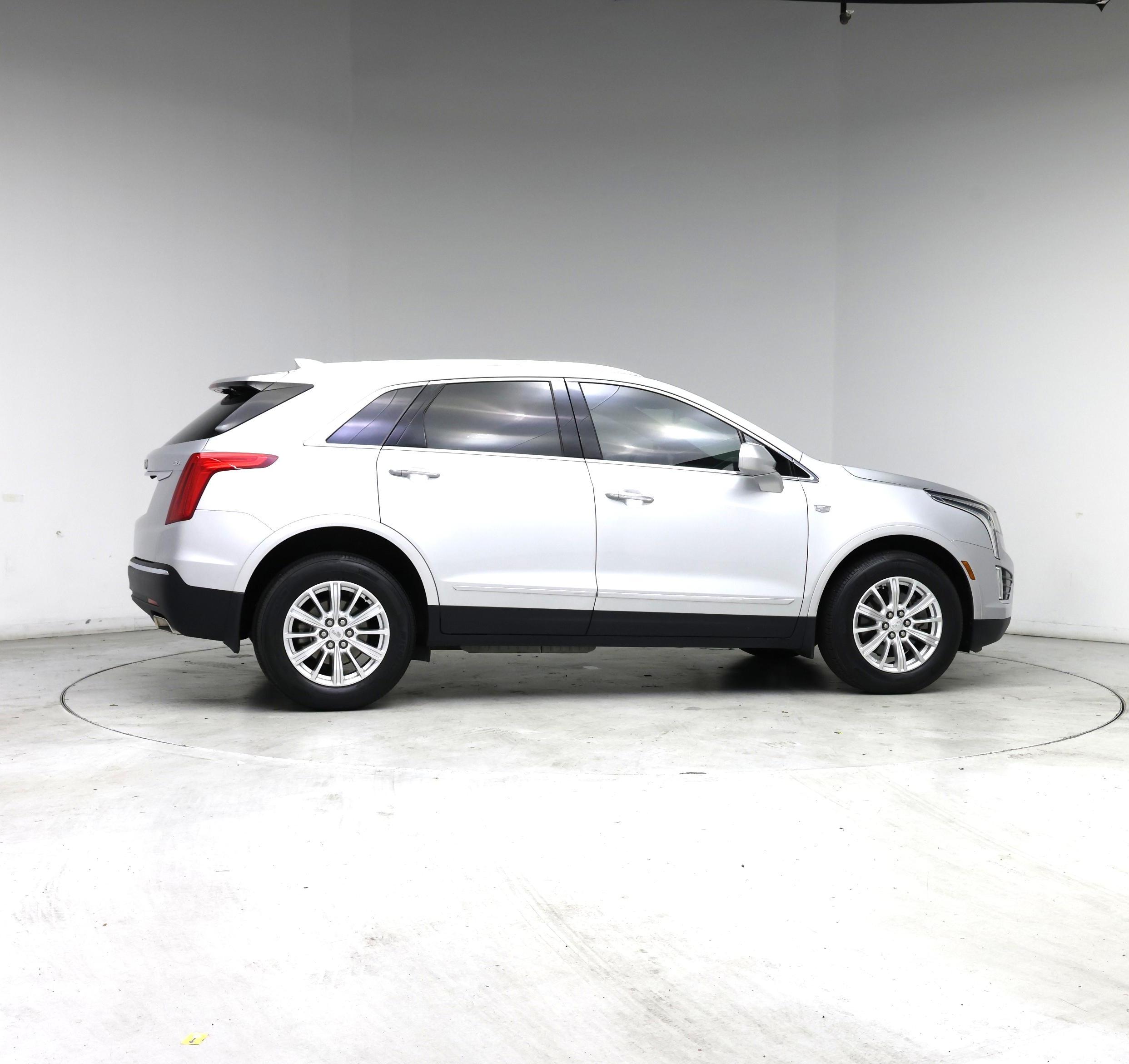 Thumbnail: 2017 Cadillac XT5 - 7