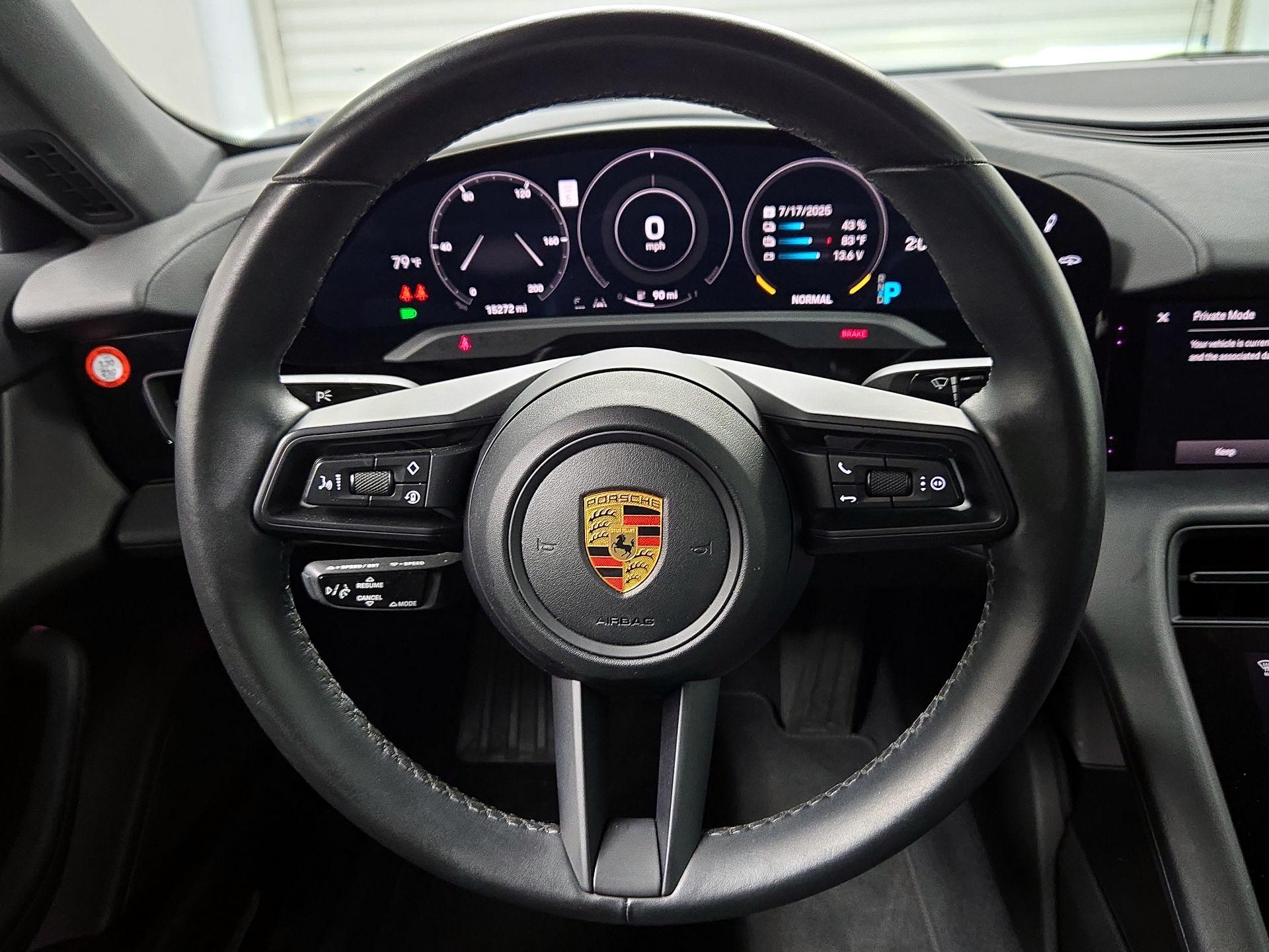 Thumbnail: 2020 Porsche Taycan - 10