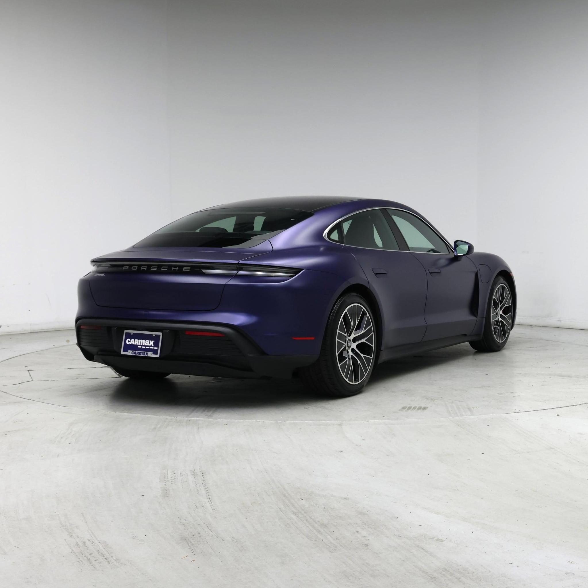 Thumbnail: 2020 Porsche Taycan - 8