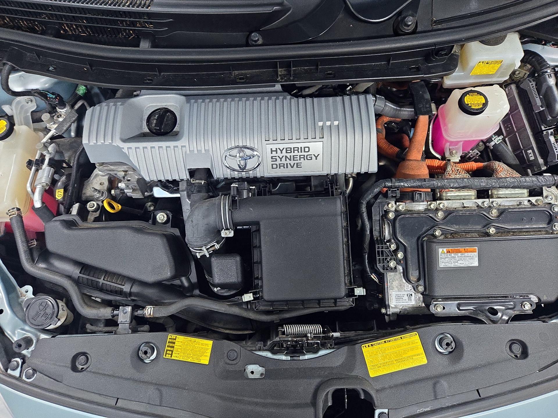 Thumbnail: 2013 Toyota Prius - 20