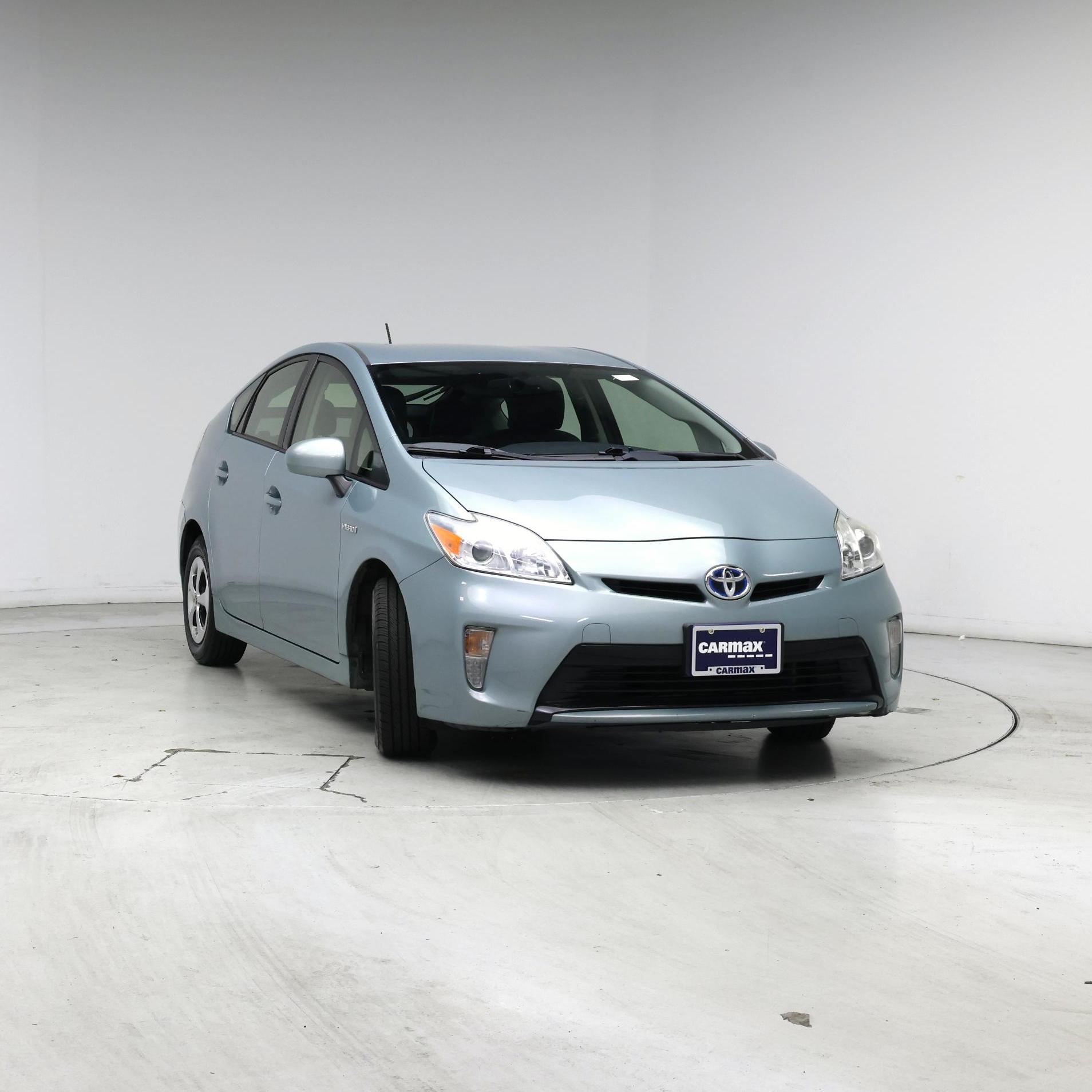 Thumbnail: 2013 Toyota Prius - 5