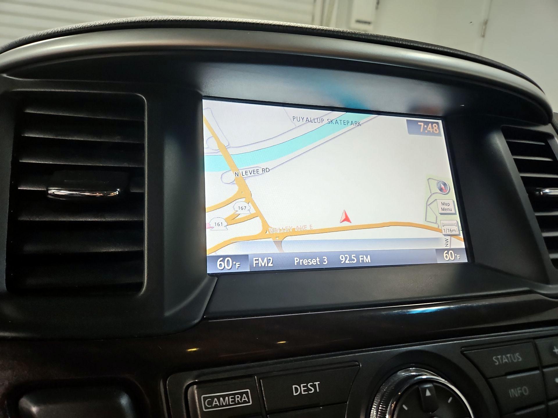 Thumbnail: 2015 Nissan Pathfinder - 14