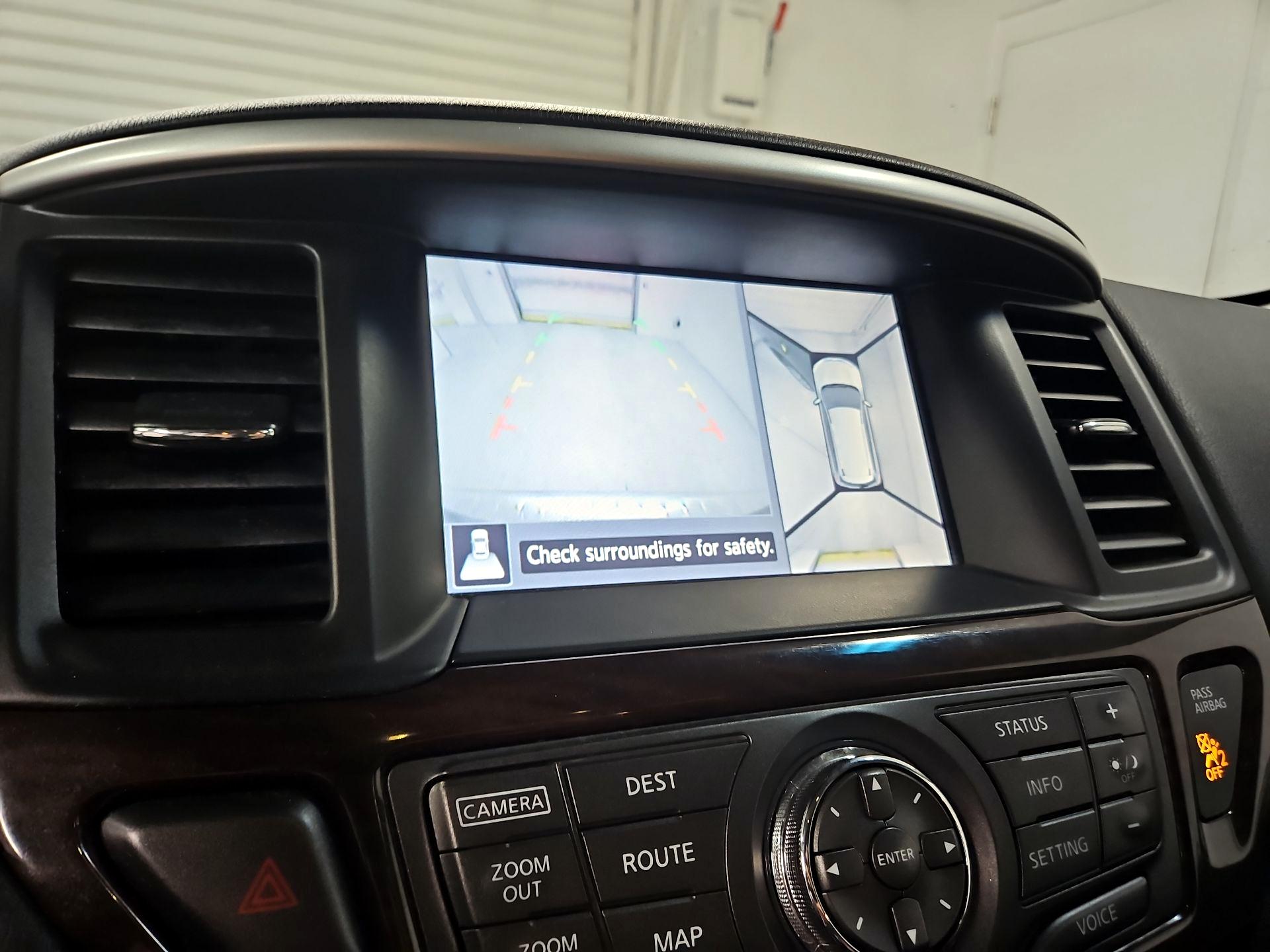 Thumbnail: 2015 Nissan Pathfinder - 15